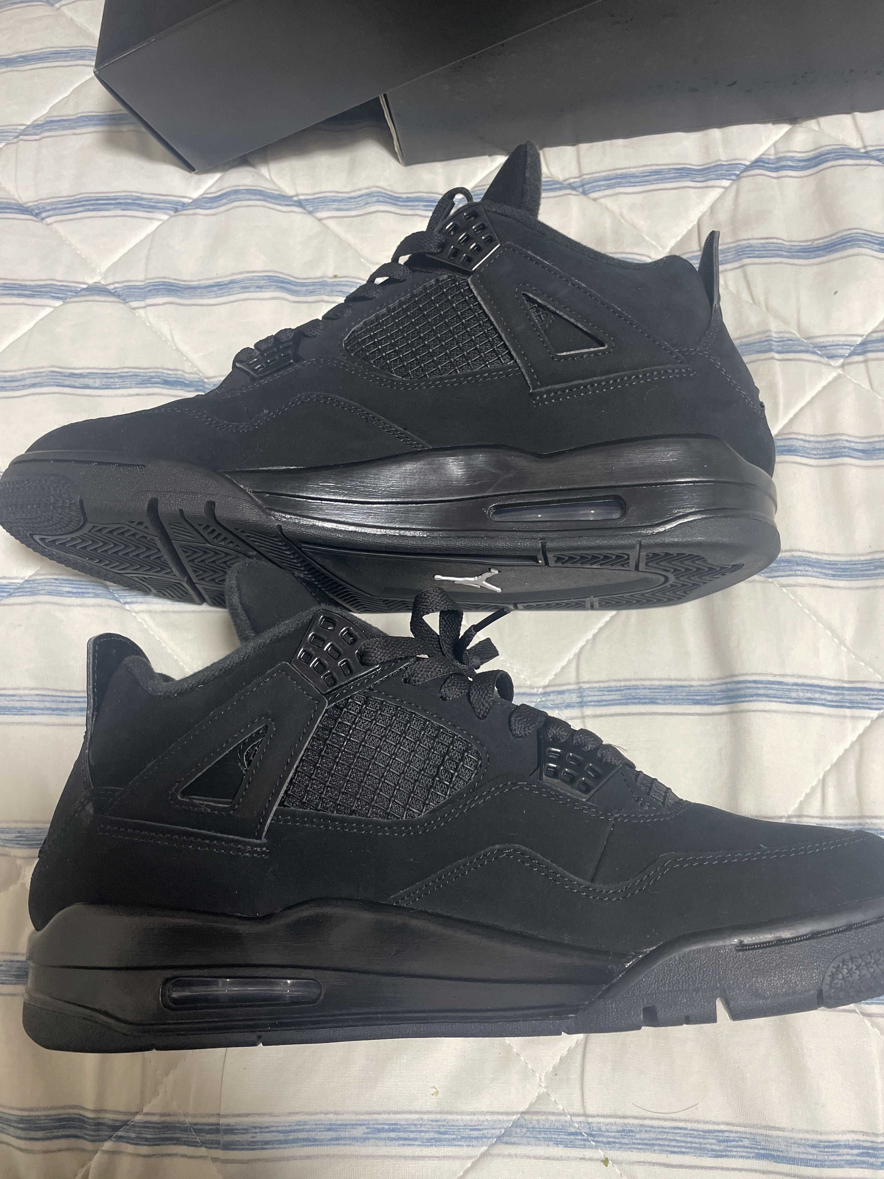 Nike Air Jordan 4 "Black Cat"