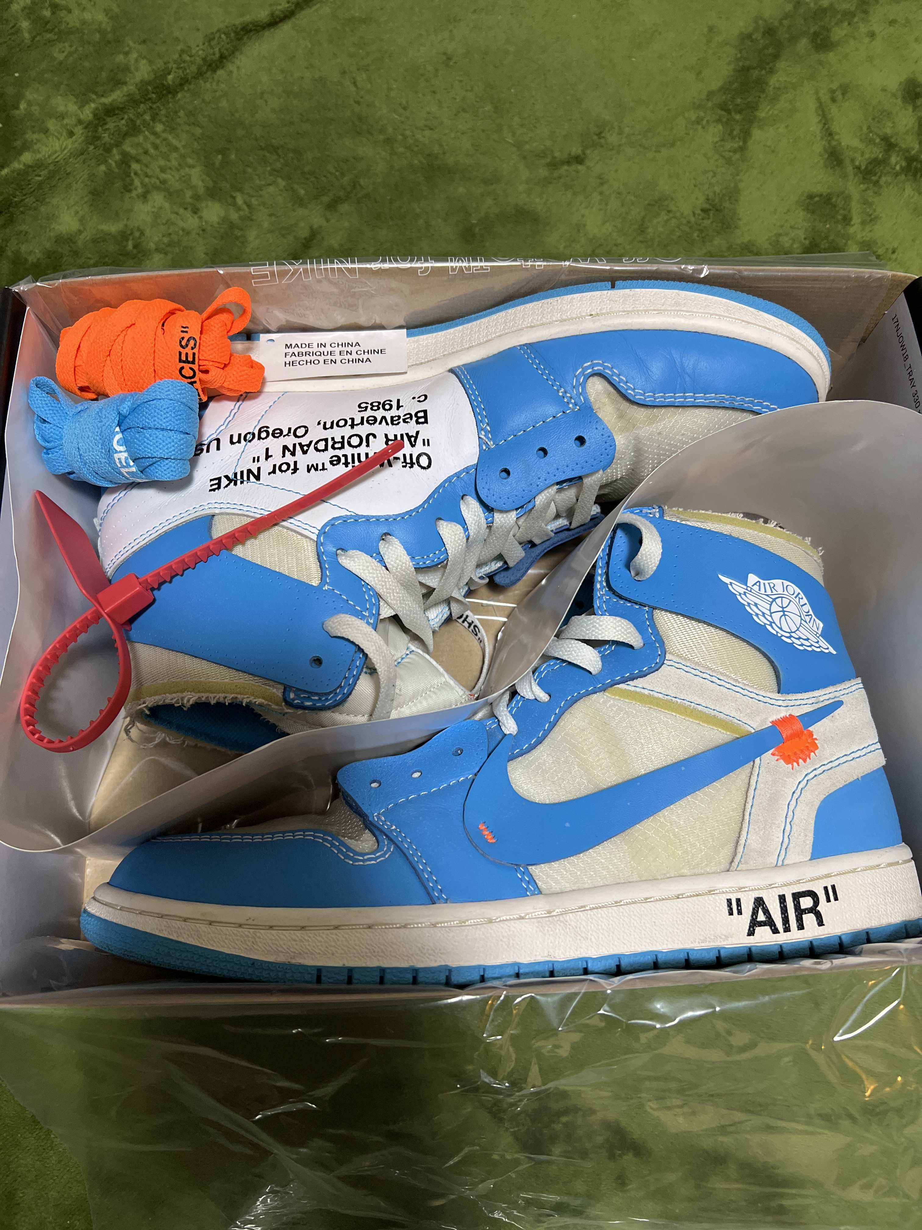 Off-White × Nike Air Jordan 1 High UNC "White/Dark Powder Blue"