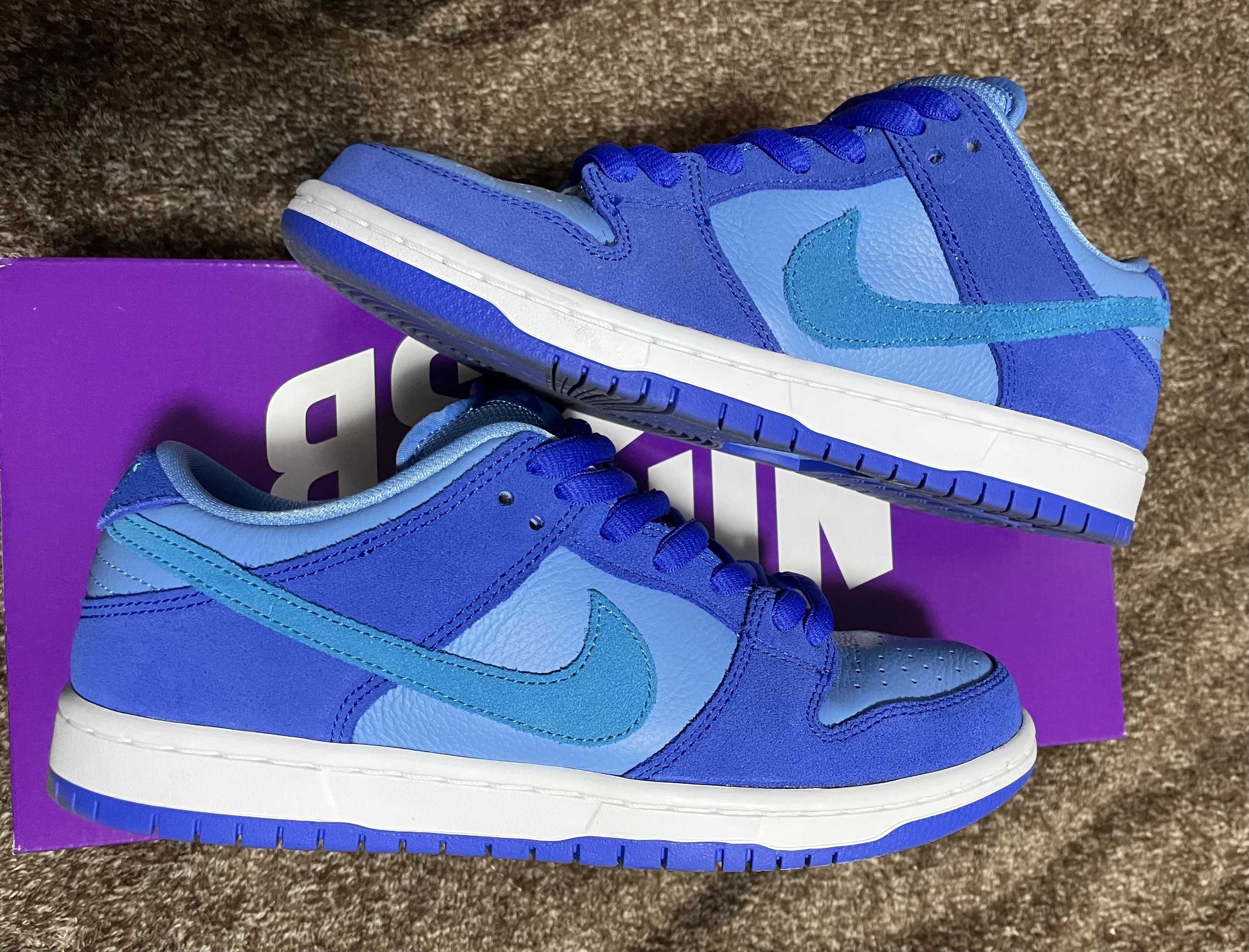 Nike SB Dunk Low "Blue Raspberry"