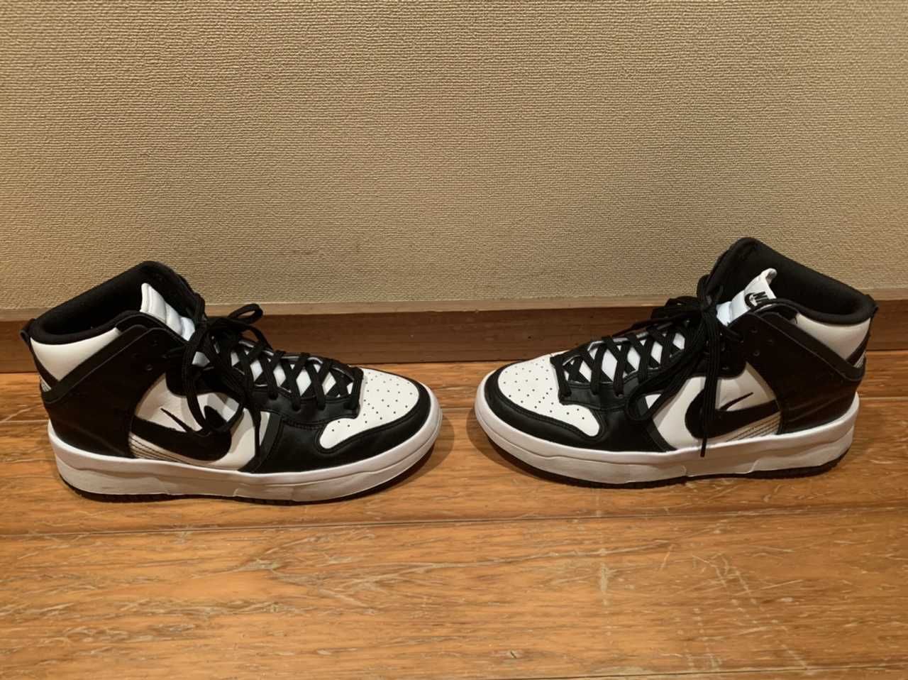 NIKE Women's DUNK HIGH UP "WHITE/BLACK"