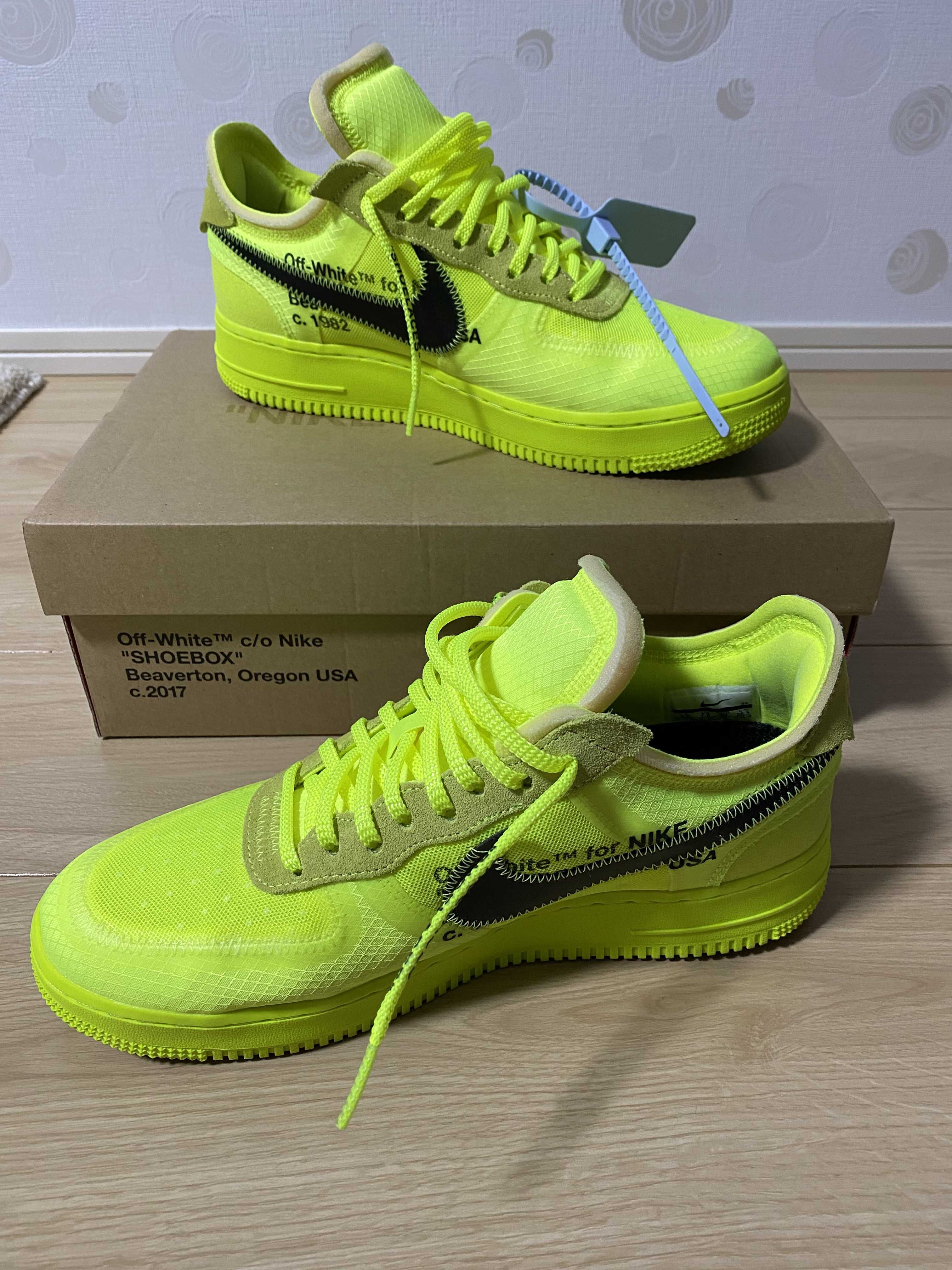 Off-White × Nike Air Force 1 Low "Volt"