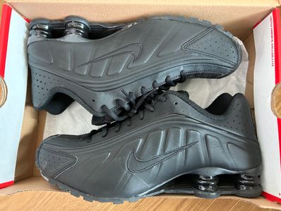 Nike Women's Shox R4 "Black"