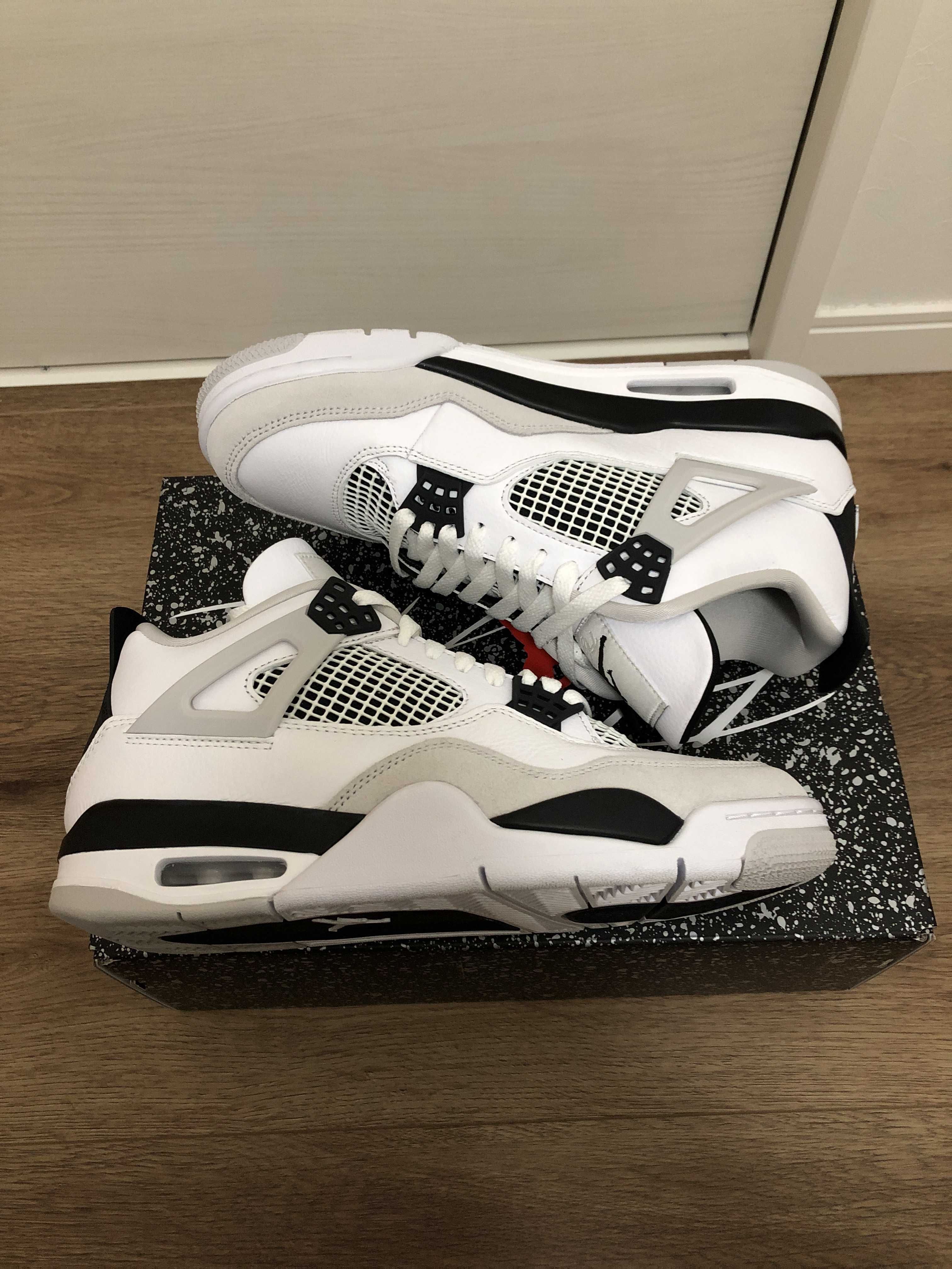 Nike Air Jordan 4 "Military Black"