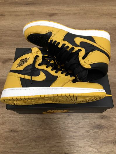 Nike Air Jordan 1 High OG "Pollen"