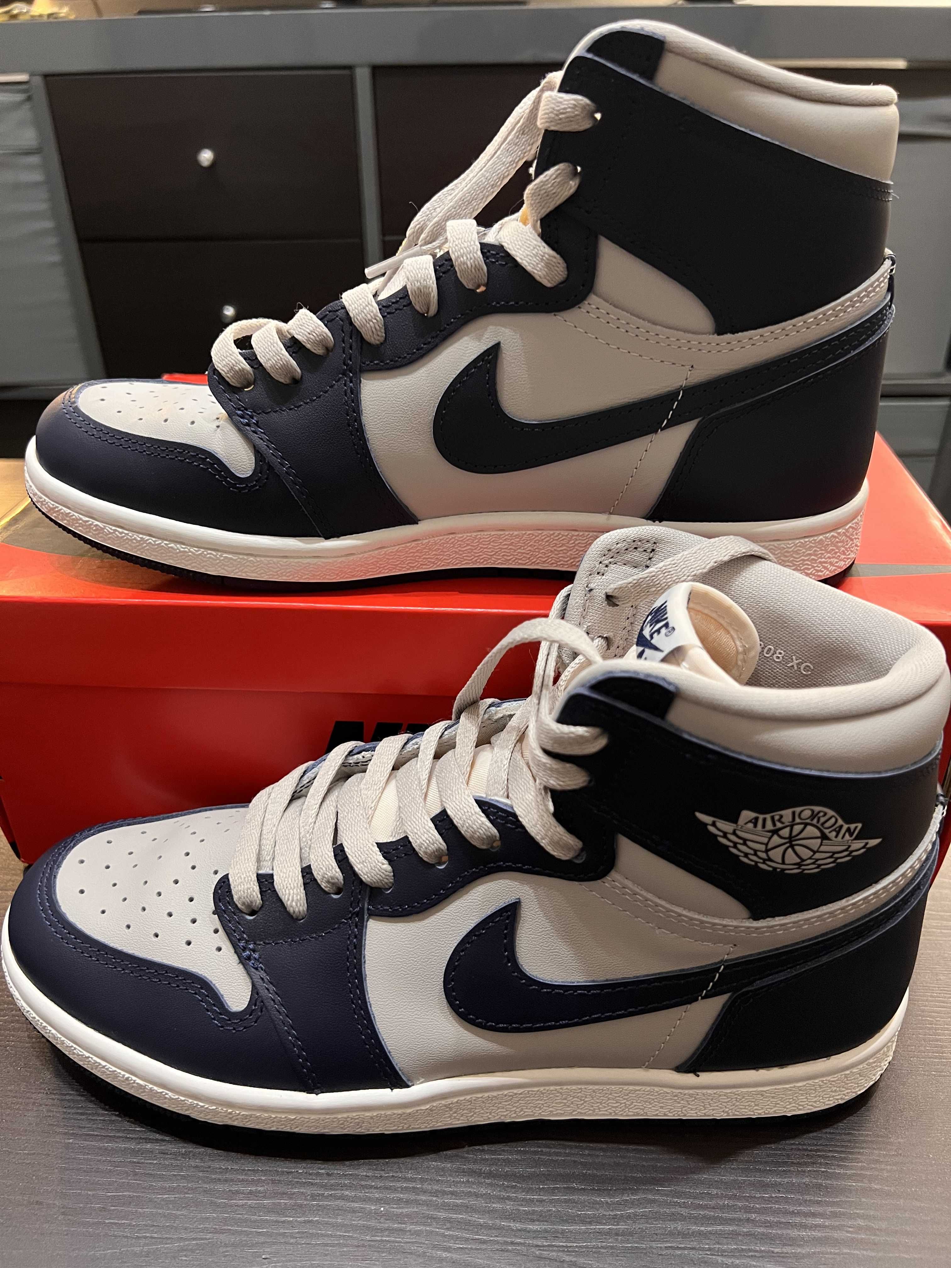 Nike Air Jordan 1 High 85 "Georgetown"