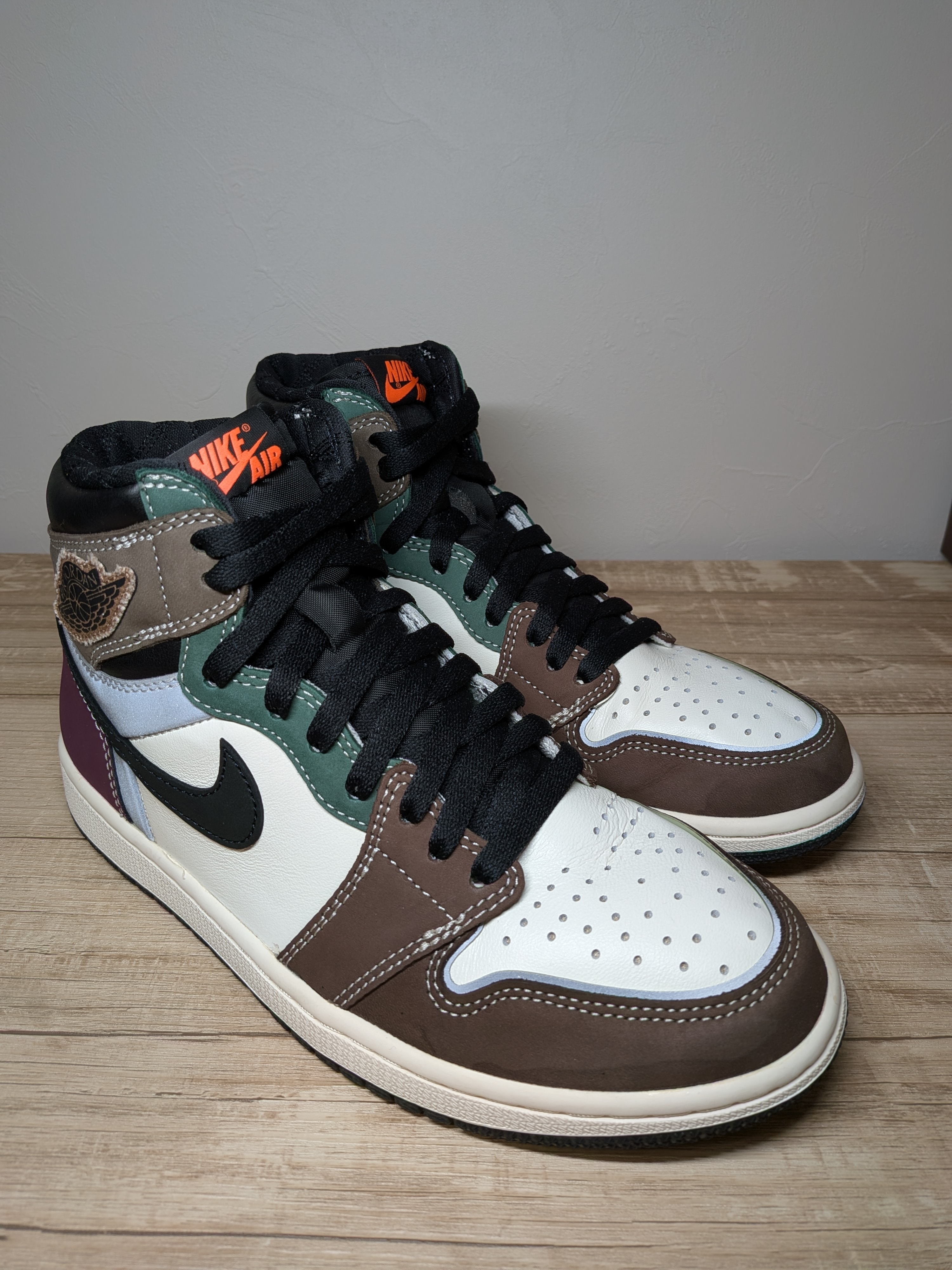 Nike Air Jordan 1 High OG "Hand Crafted"