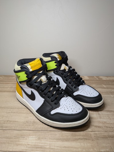 Nike Air Jordan 1 High OG "Volt Gold"