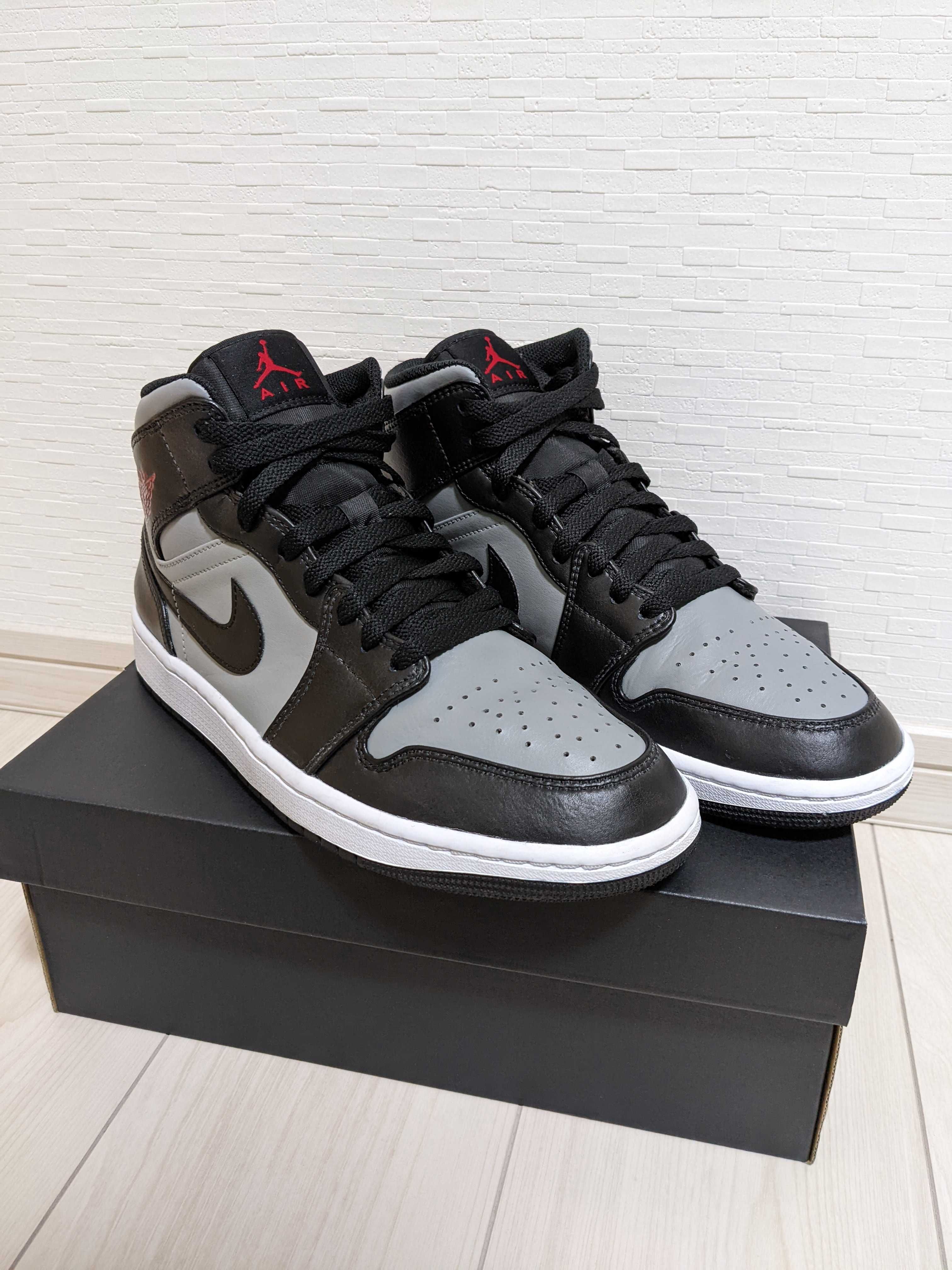 Nike Air Jordan 1 Mid "Shadow"