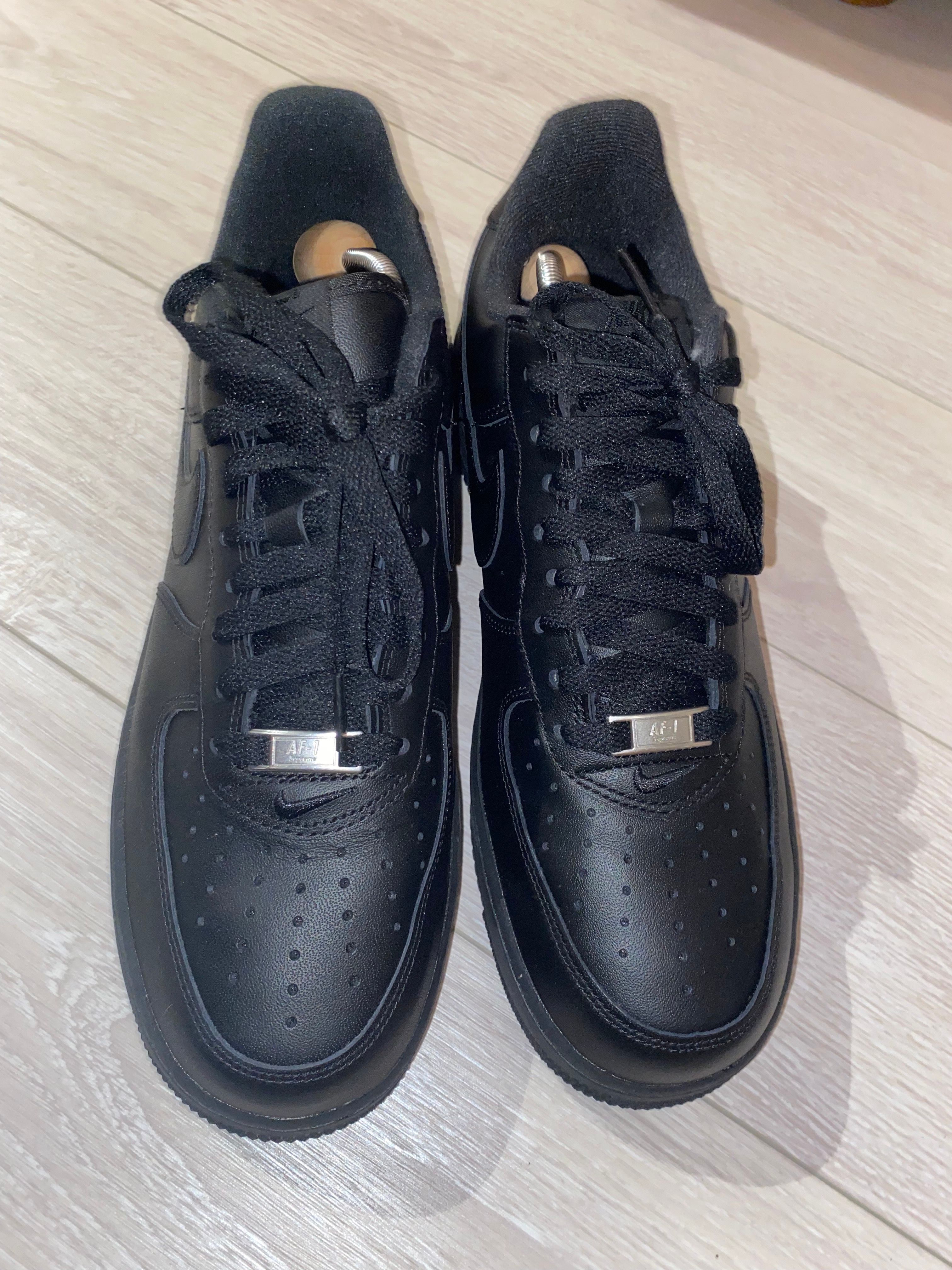 Supreme × Nike Air Force 1 Low "Black"