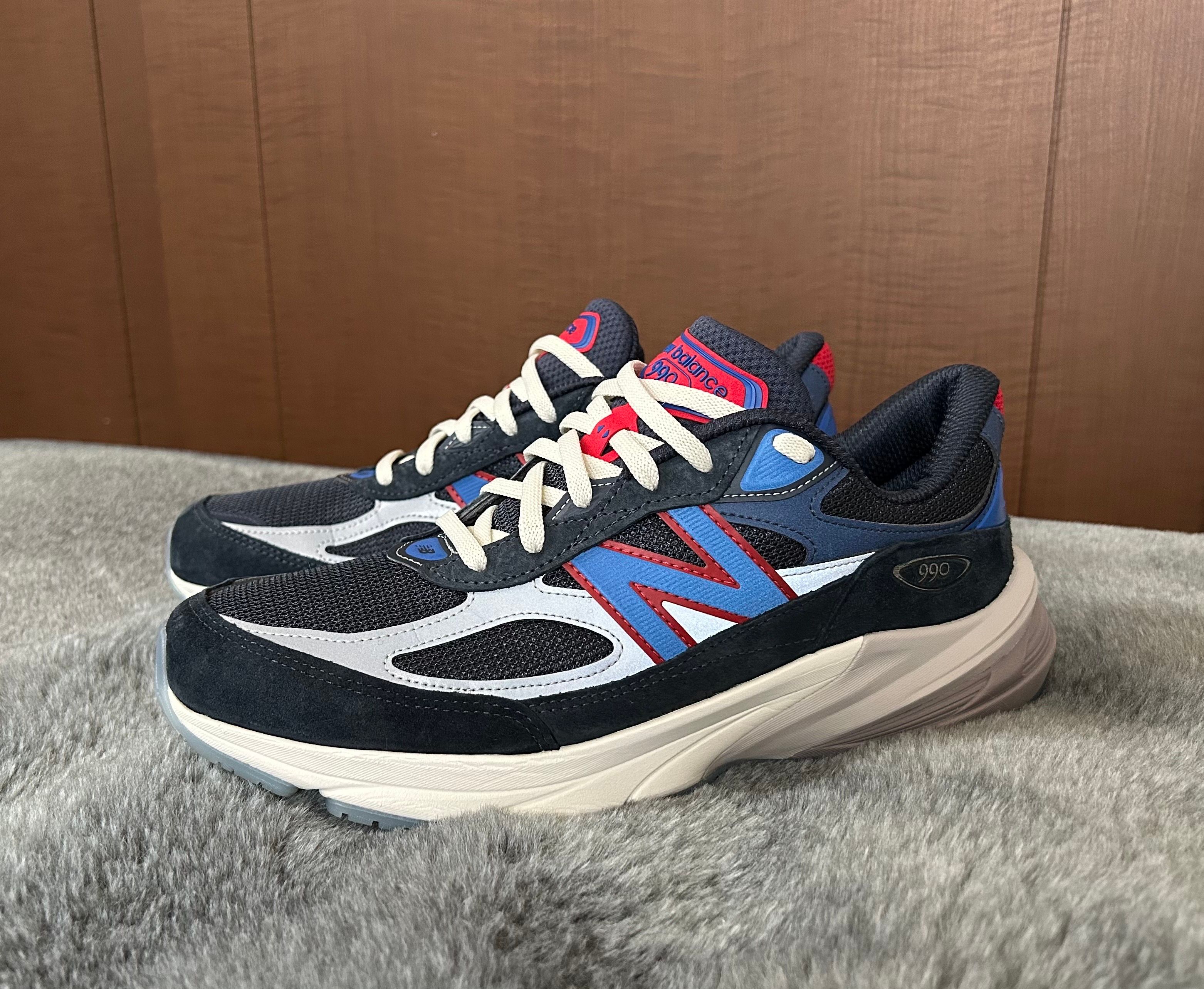 KITH × New Balance 990V6 Madison Square Garden "Navy"