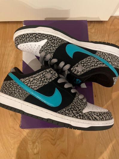 Nike SB Dunk Low "Elephant/Safari"