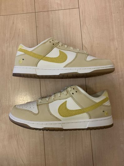NIKE Women's DUNK LOW "LEMON DROP"