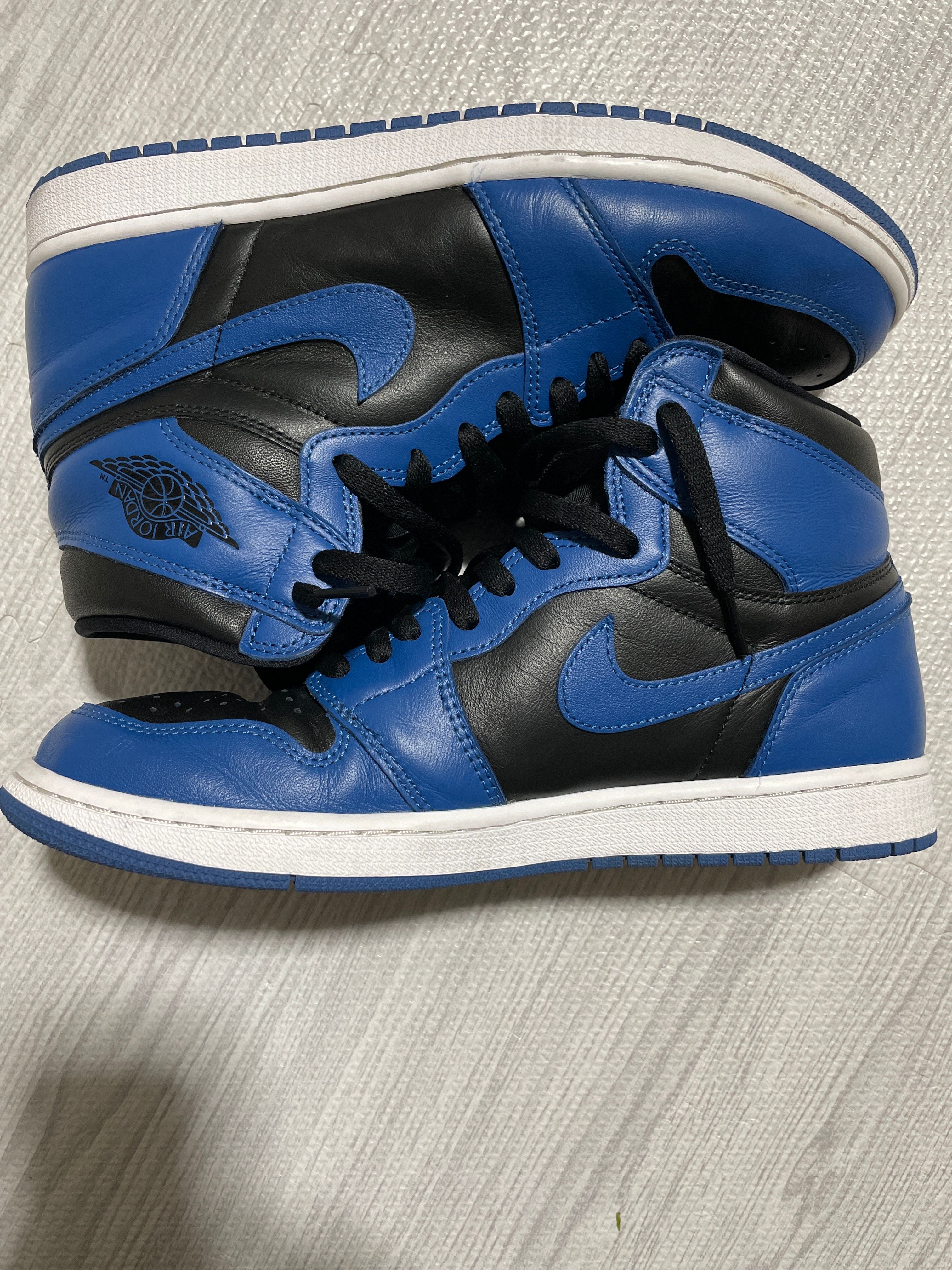 Nike Air Jordan 1 Retro High OG "Dark Marina Blue"