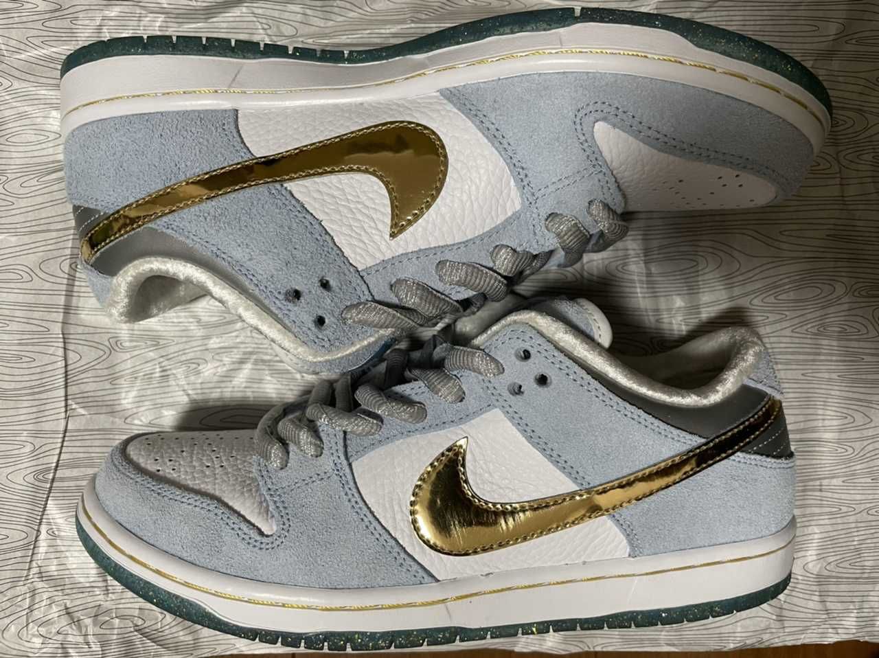 Sean Cliver × Nike SB Dunk Low "Holiday Special"