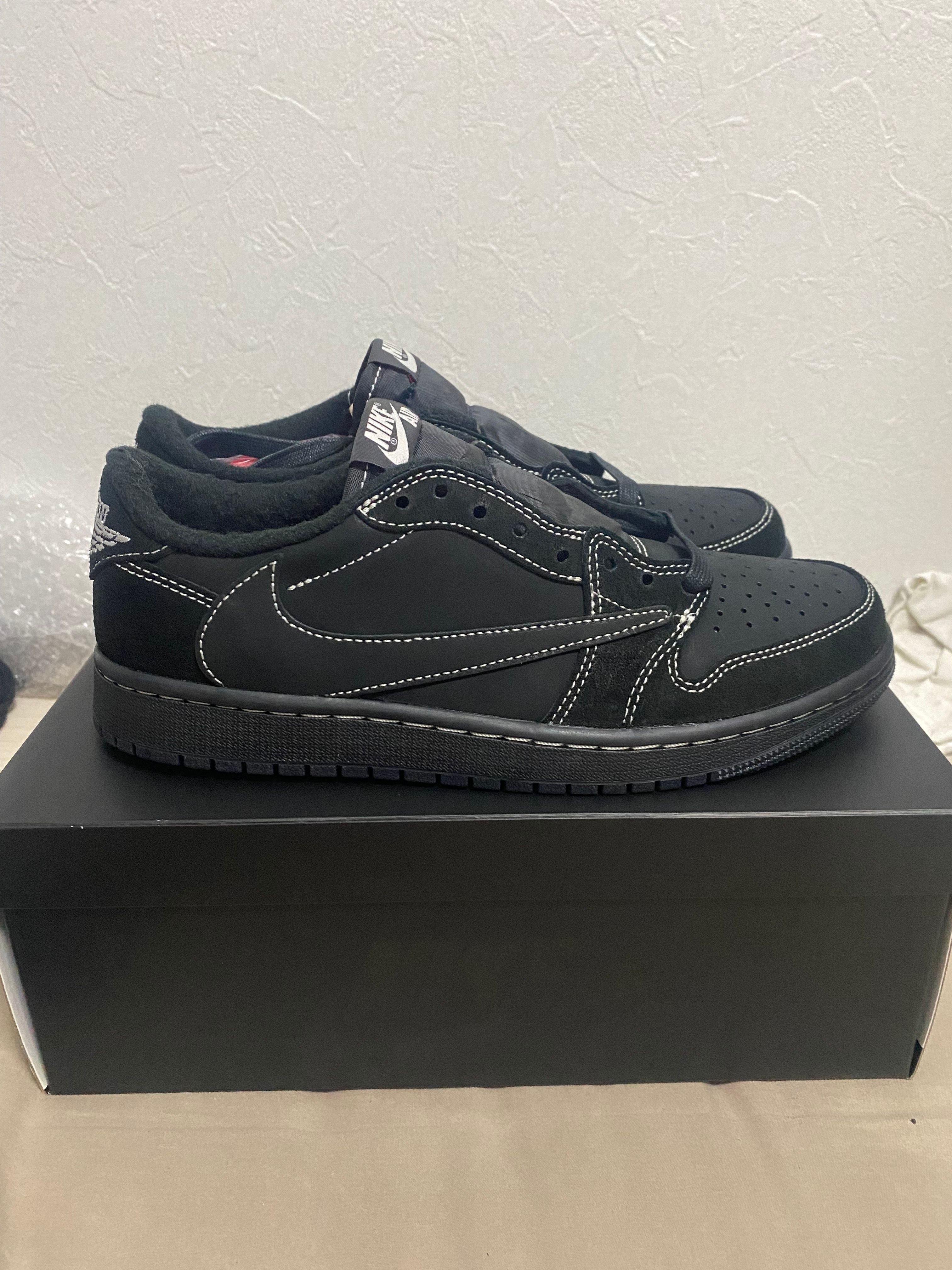 Travis Scott × Nike Air Jordan 1 Low OG SP "Black Phantom"