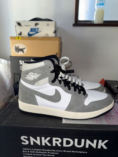 Nike Air Jordan 1 Retro High OG "Black and Smoke Grey"