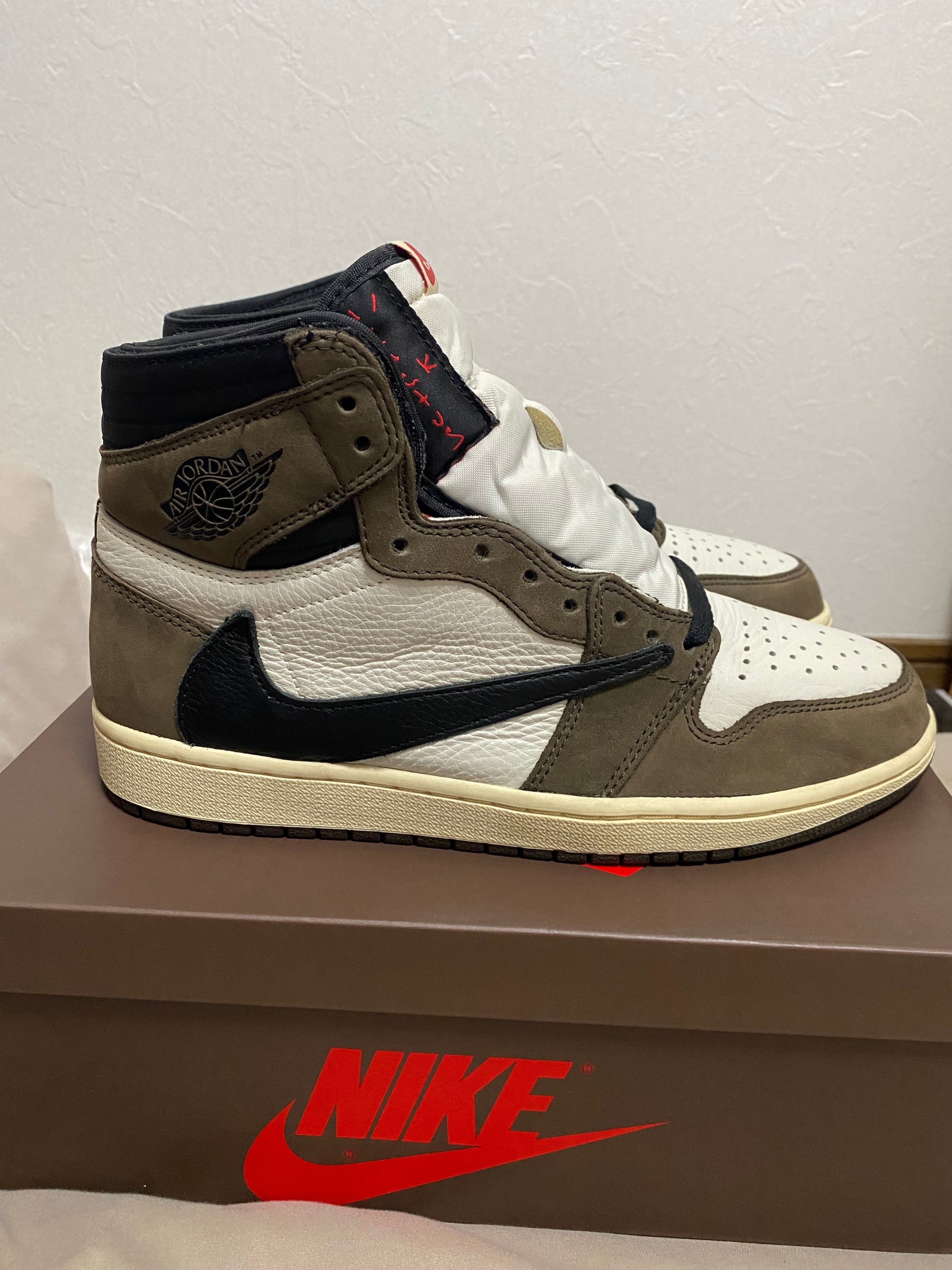 Travis Scott × Nike Air Jordan 1 Retro High OG TS SP "Sail/Dark Mocha"