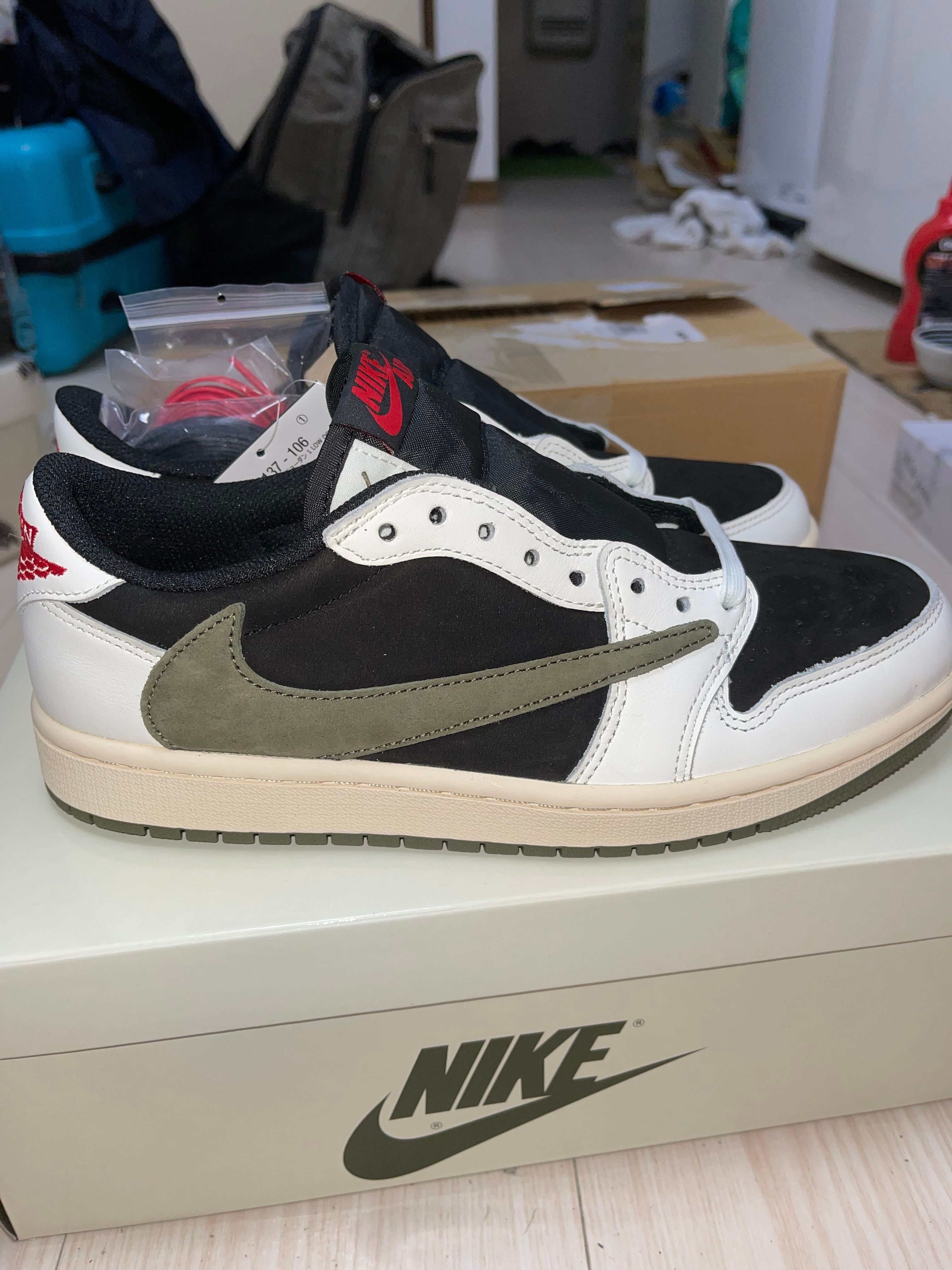 Travis Scott × Nike Women's Air Jordan 1 Low OG "Medium Olive"