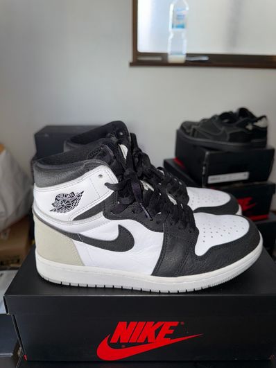 Nike Air Jordan 1 High OG "Bleached Coral"
