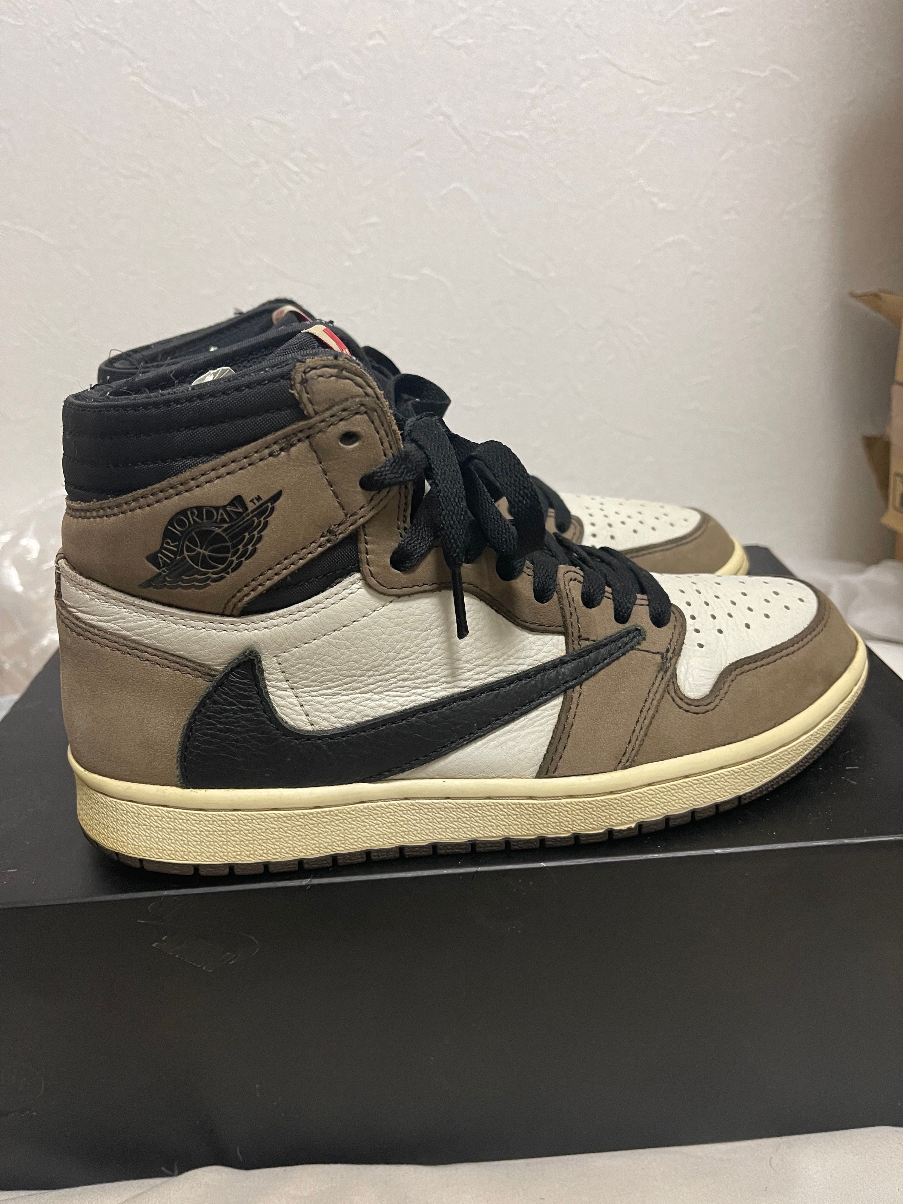 Travis Scott × Nike Air Jordan 1 Retro High OG TS SP "Sail/Dark Mocha"