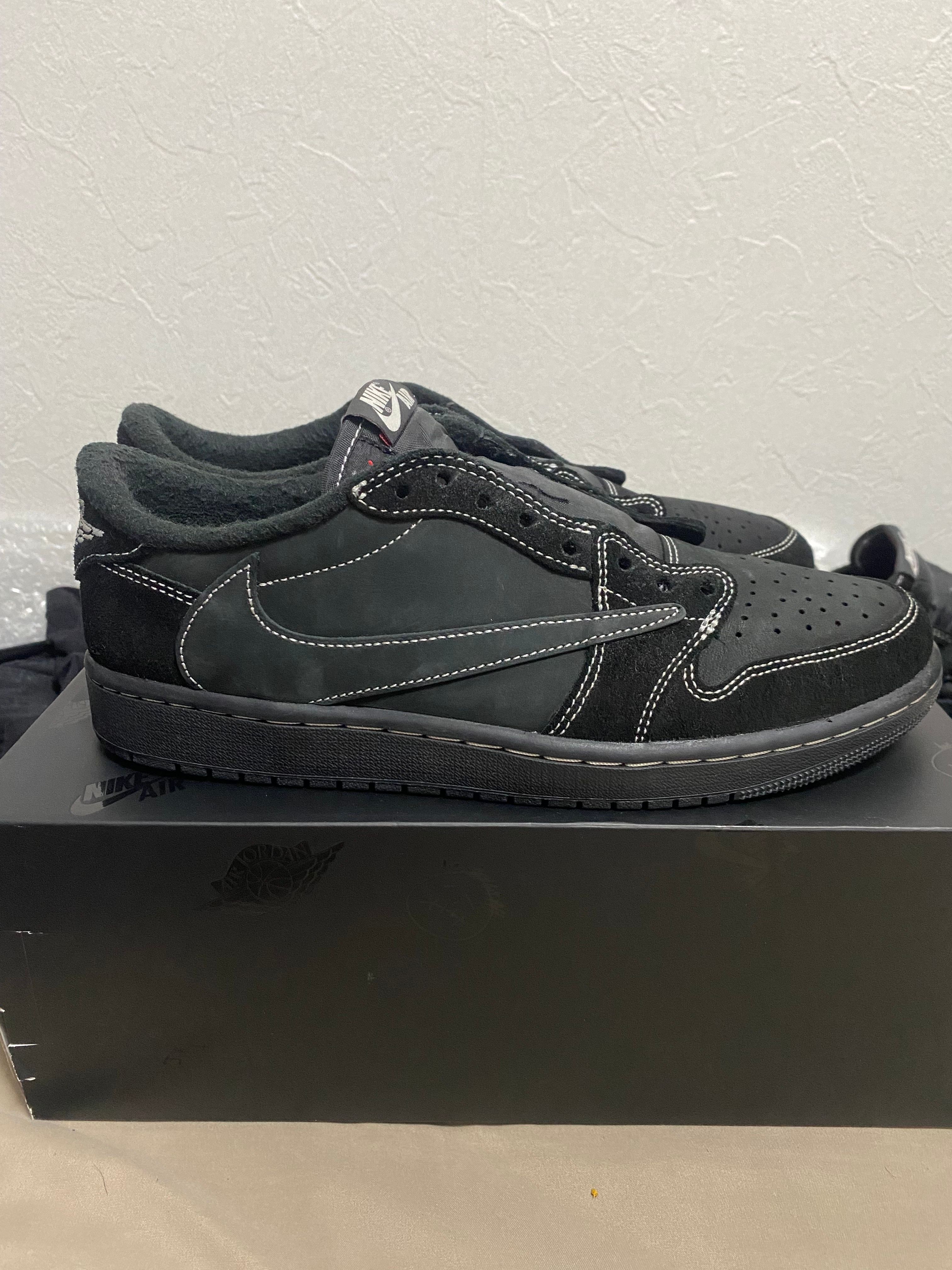 Travis Scott × Nike Air Jordan 1 Low OG SP "Black Phantom"