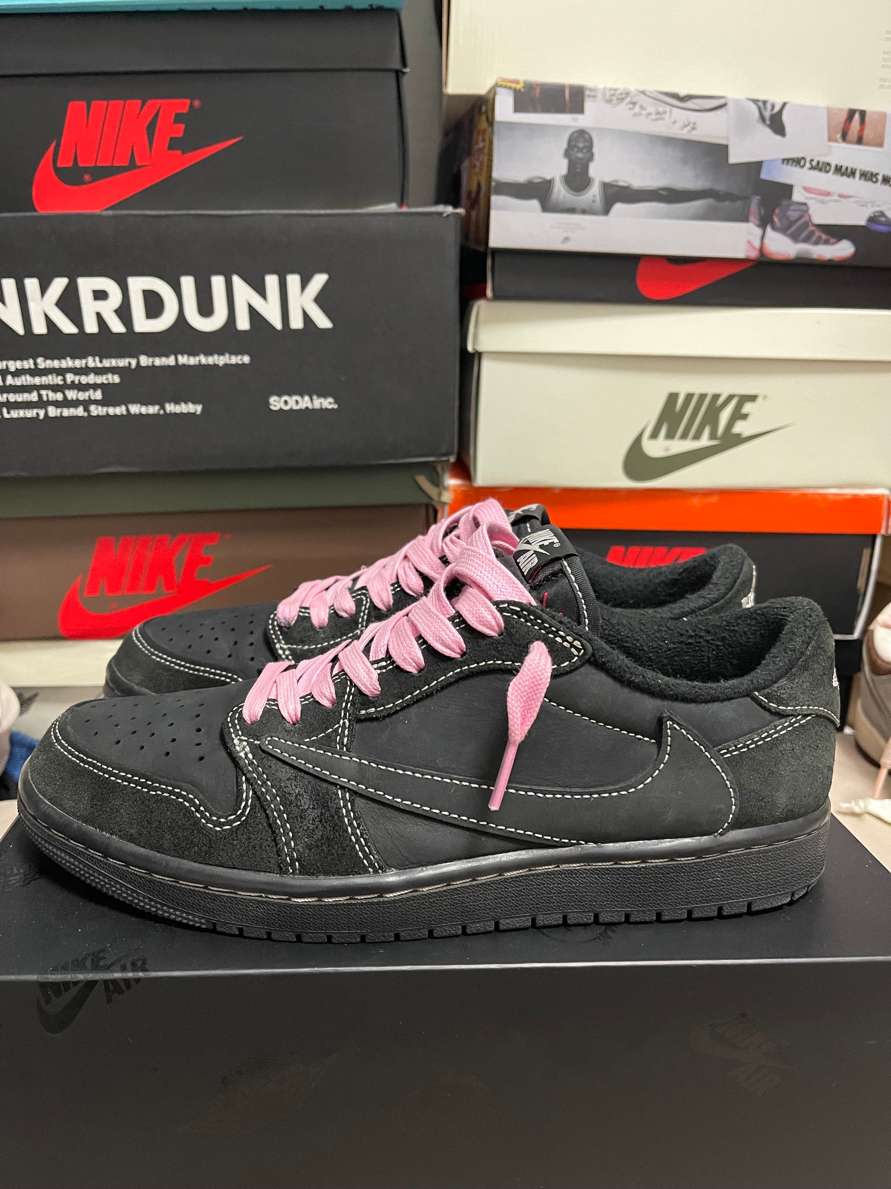 Travis Scott × Nike Air Jordan 1 Low OG SP "Black Phantom"
