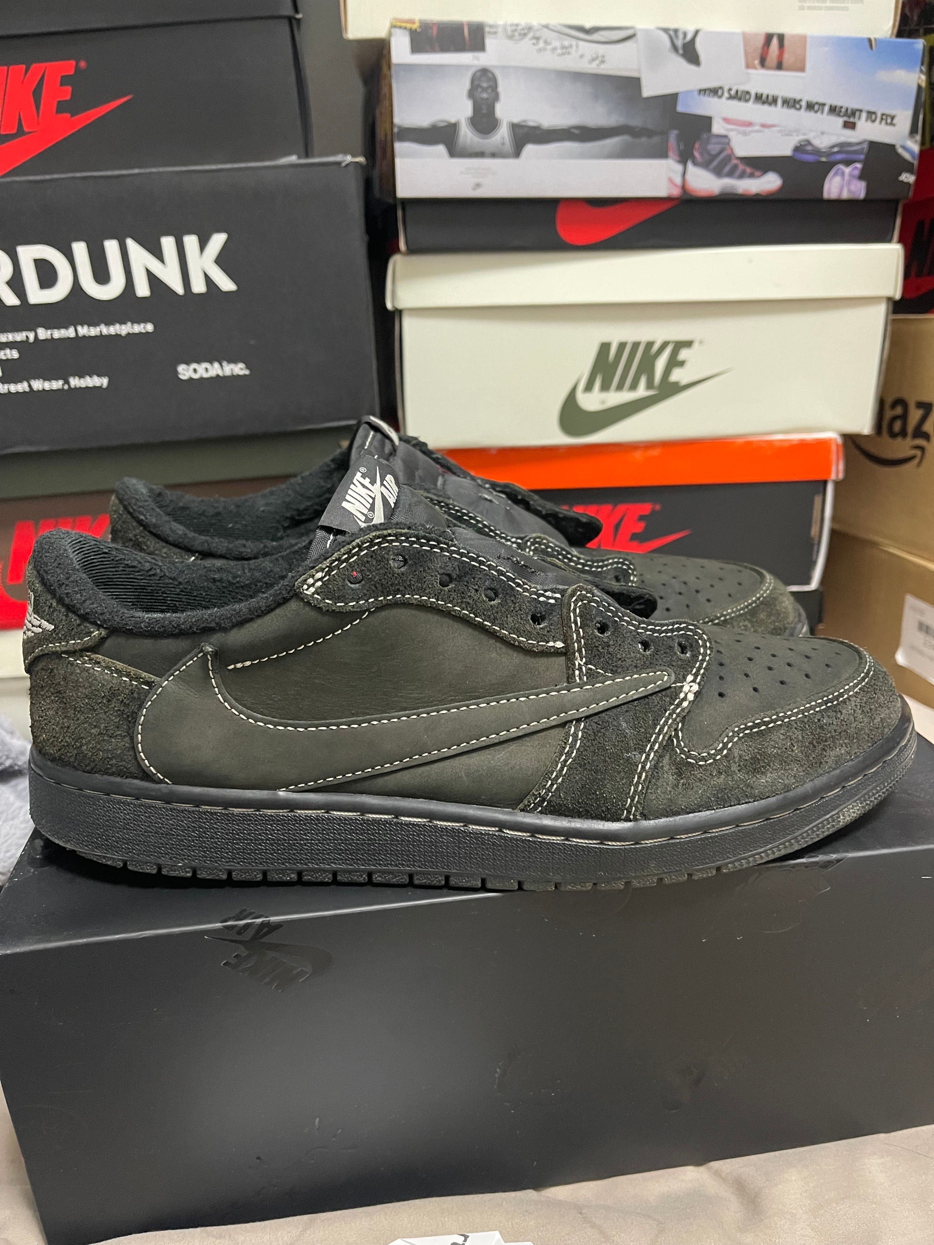 Travis Scott × Nike Air Jordan 1 Low OG SP "Black Phantom"