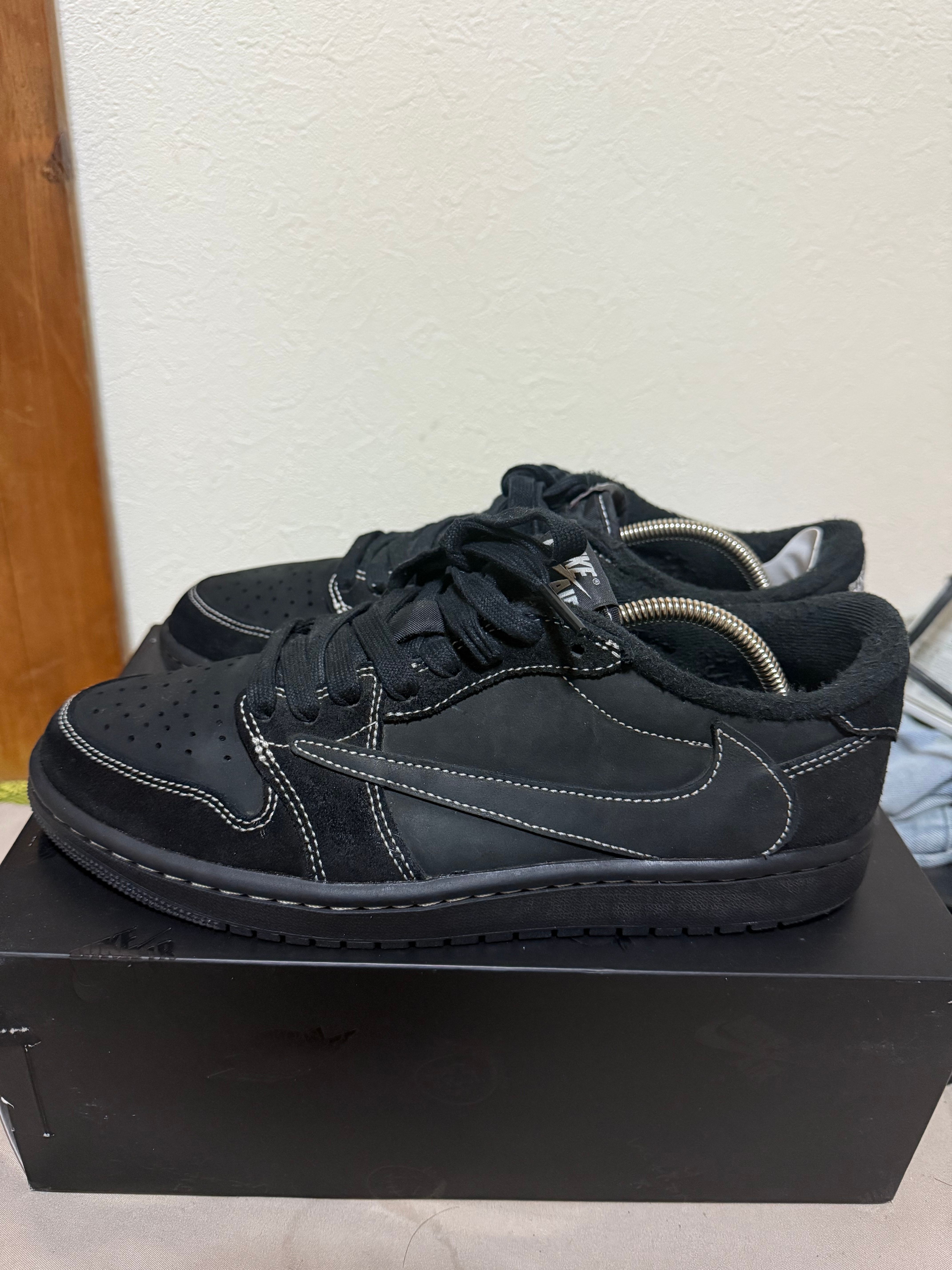 Travis Scott × Nike Air Jordan 1 Low OG SP "Black Phantom"