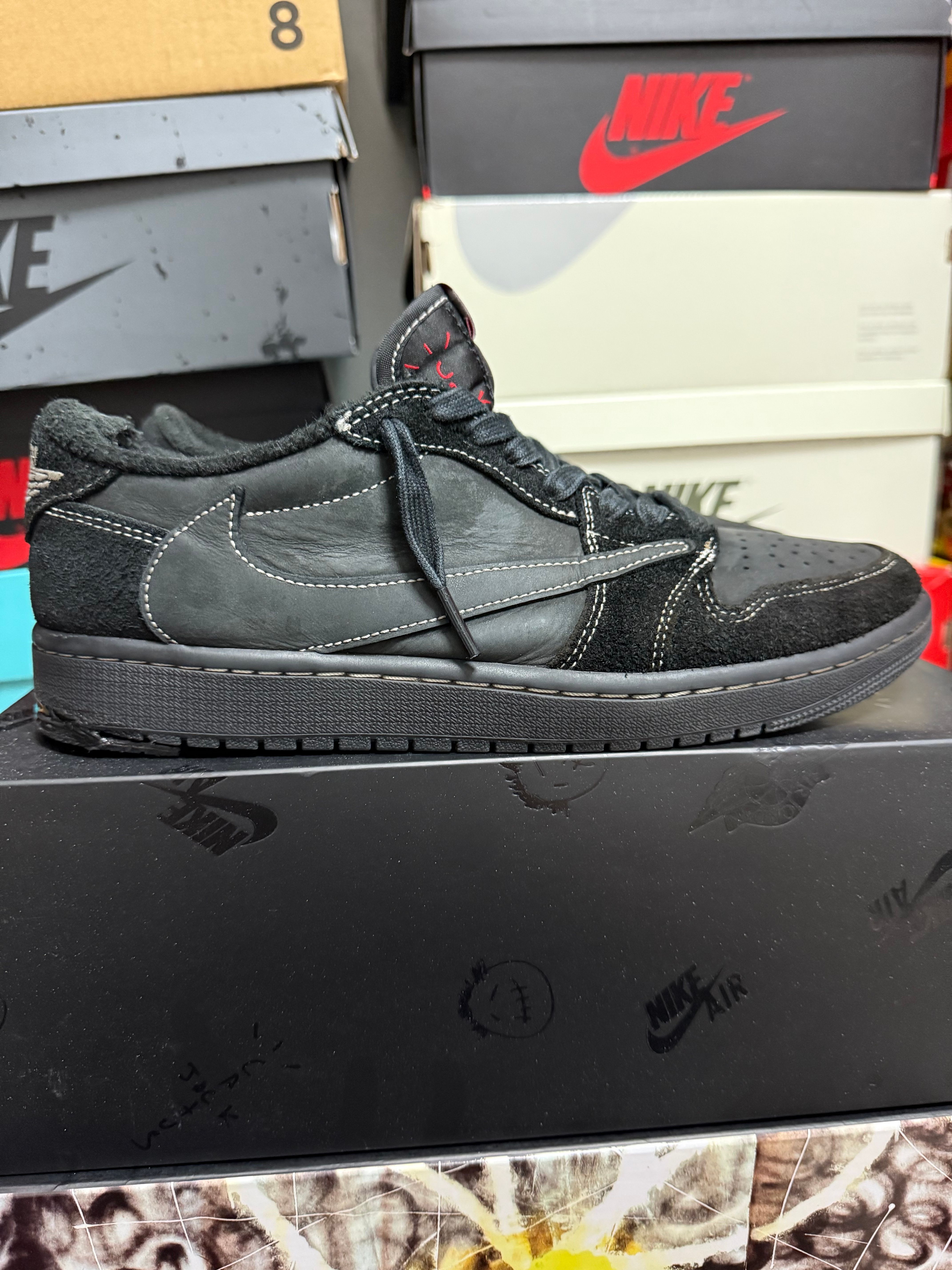 Travis Scott × Nike Air Jordan 1 Low OG SP "Black Phantom"