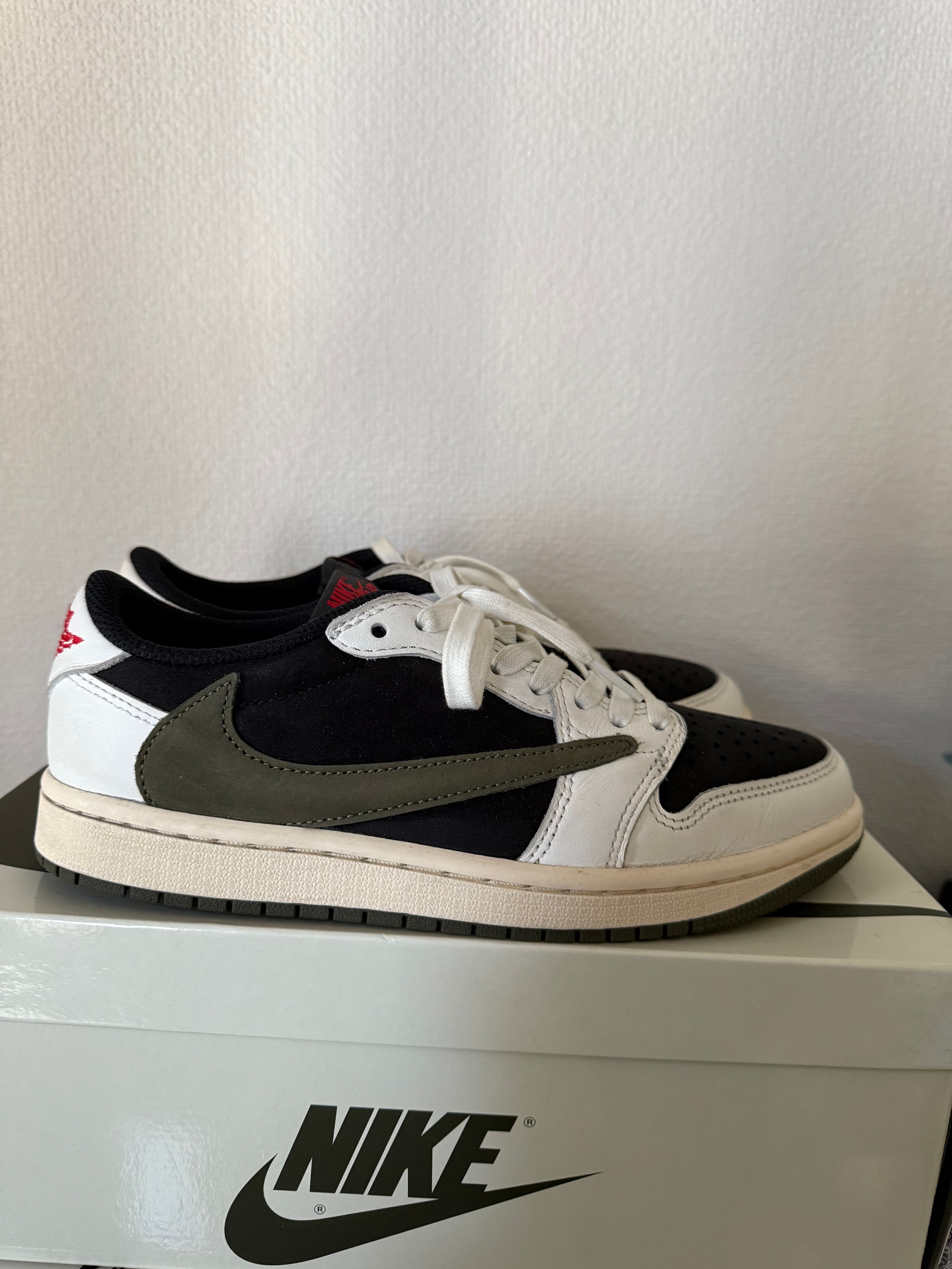 Travis Scott × Nike Women's Air Jordan 1 Low OG "Medium Olive"