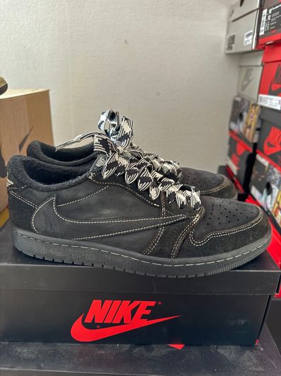 Travis Scott × Nike Air Jordan 1 Low OG SP "Black Phantom"