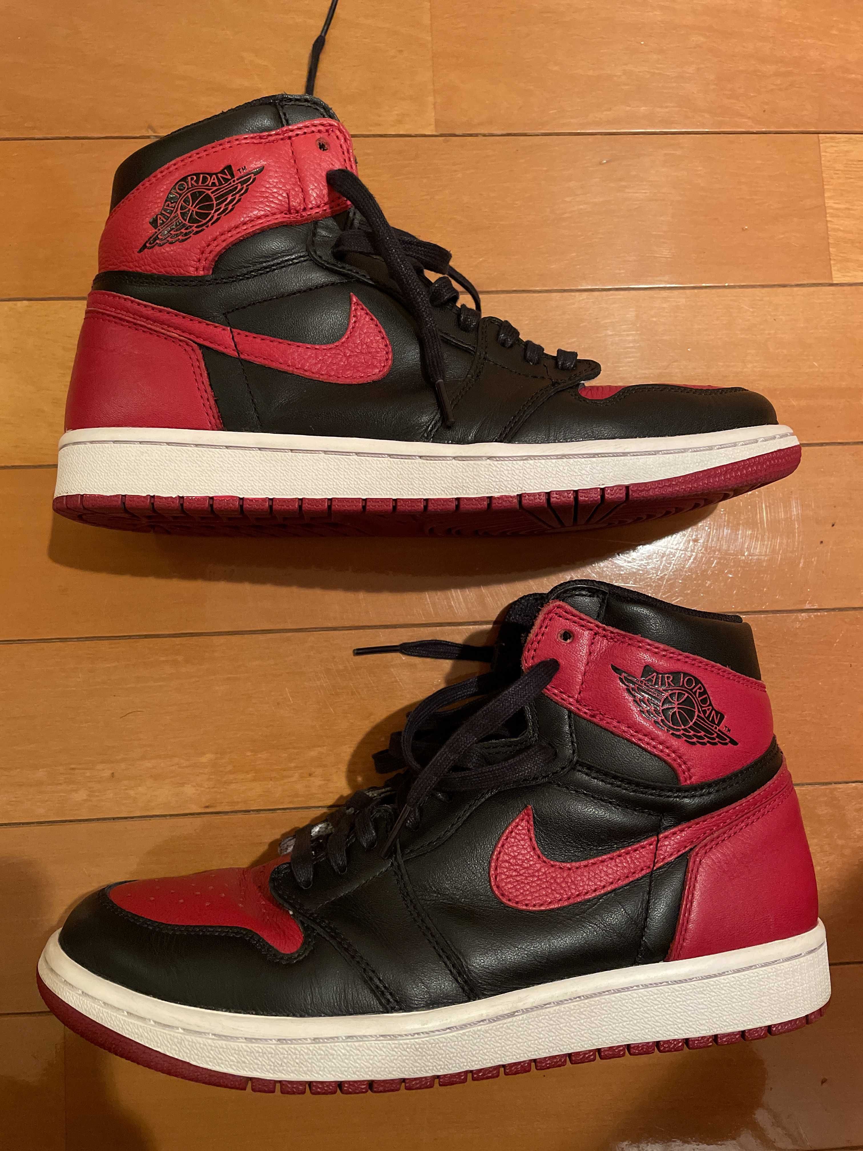 Nike Air Jordan 1 Retro High OG "Bred/Banned" (2016)