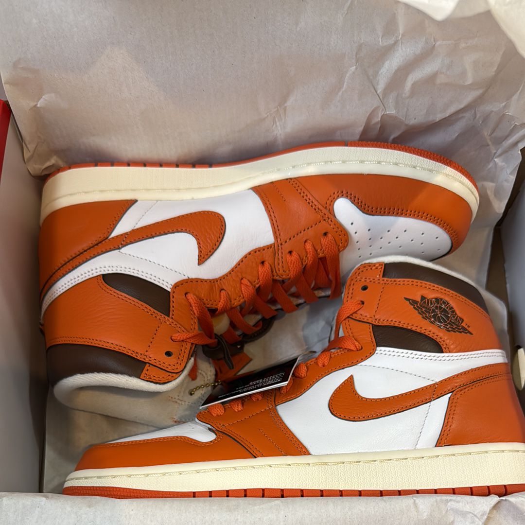 Nike Women's Air Jordan 1 High OG "Starfish"