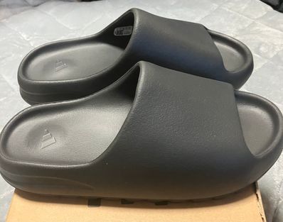 adidas YEEZY Slide "Onyx"