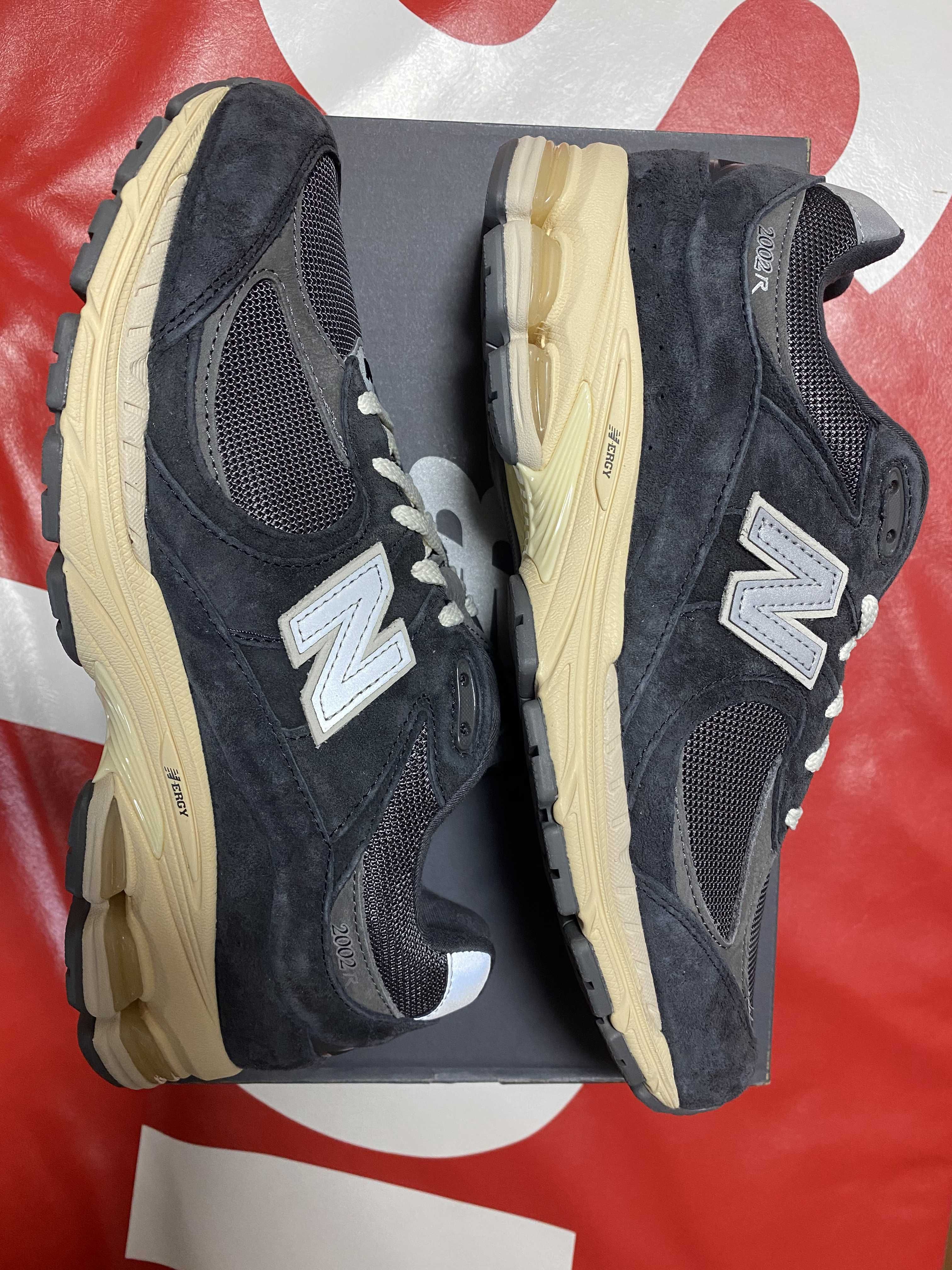 New Balance 2002R "Phantom"