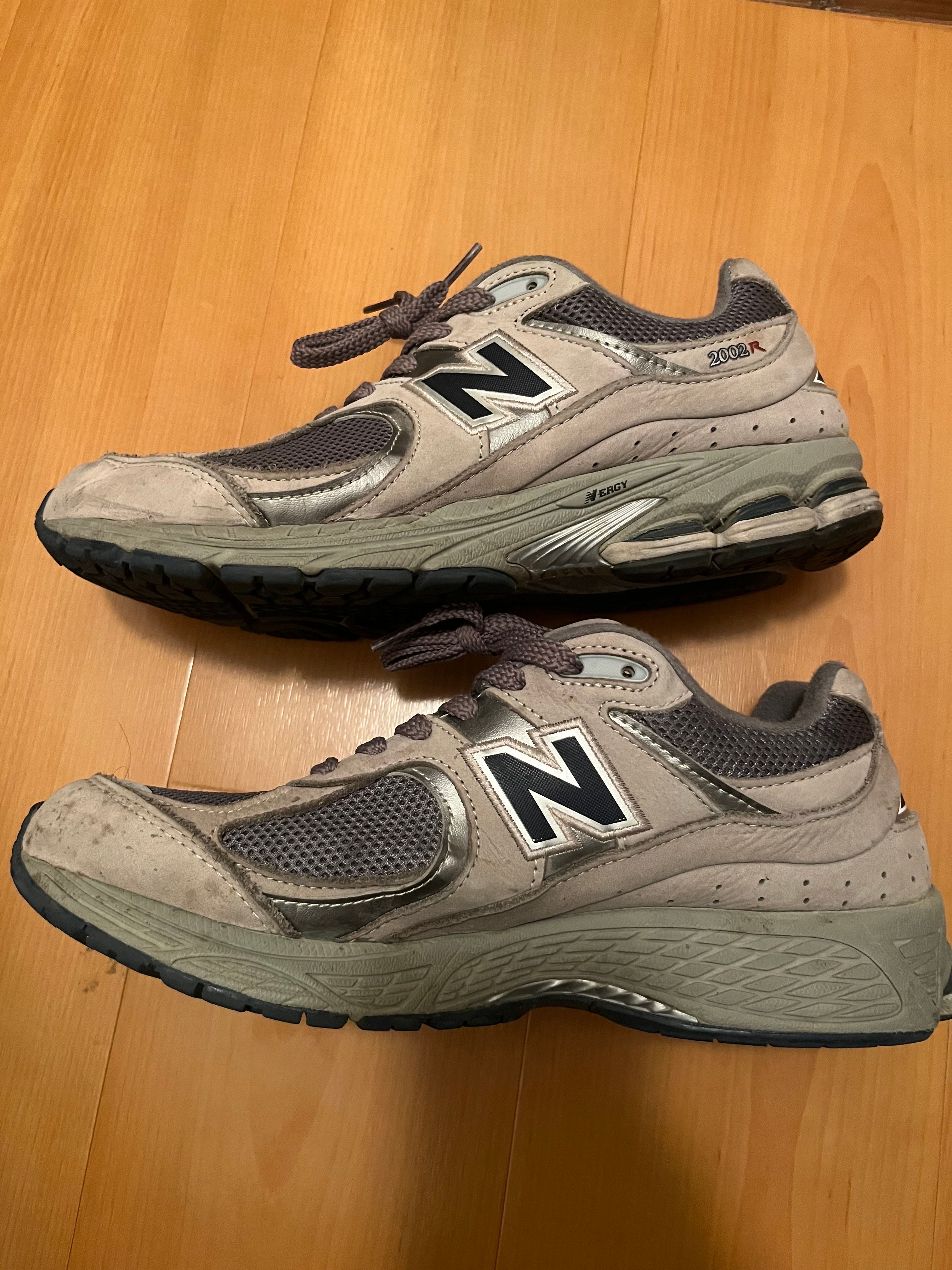 New Balance 2002R "Gray"