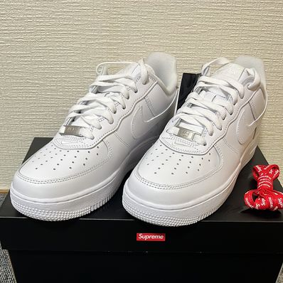 Supreme × Nike Air Force 1 Low "White"
