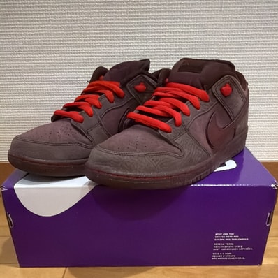Nike SB Dunk Low PRM City of Love "Burgundy"