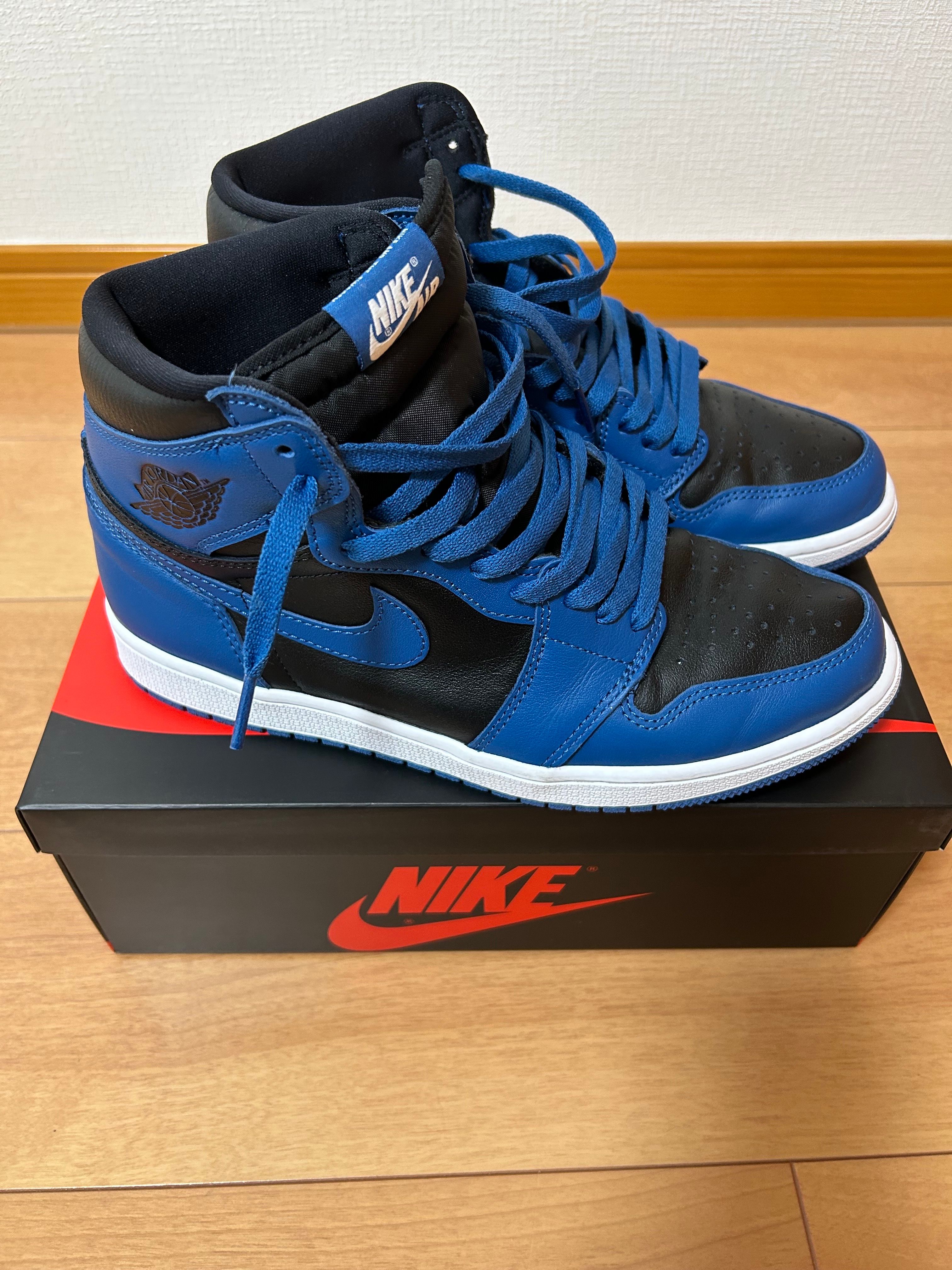 Nike Air Jordan 1 Retro High OG "Dark Marina Blue"