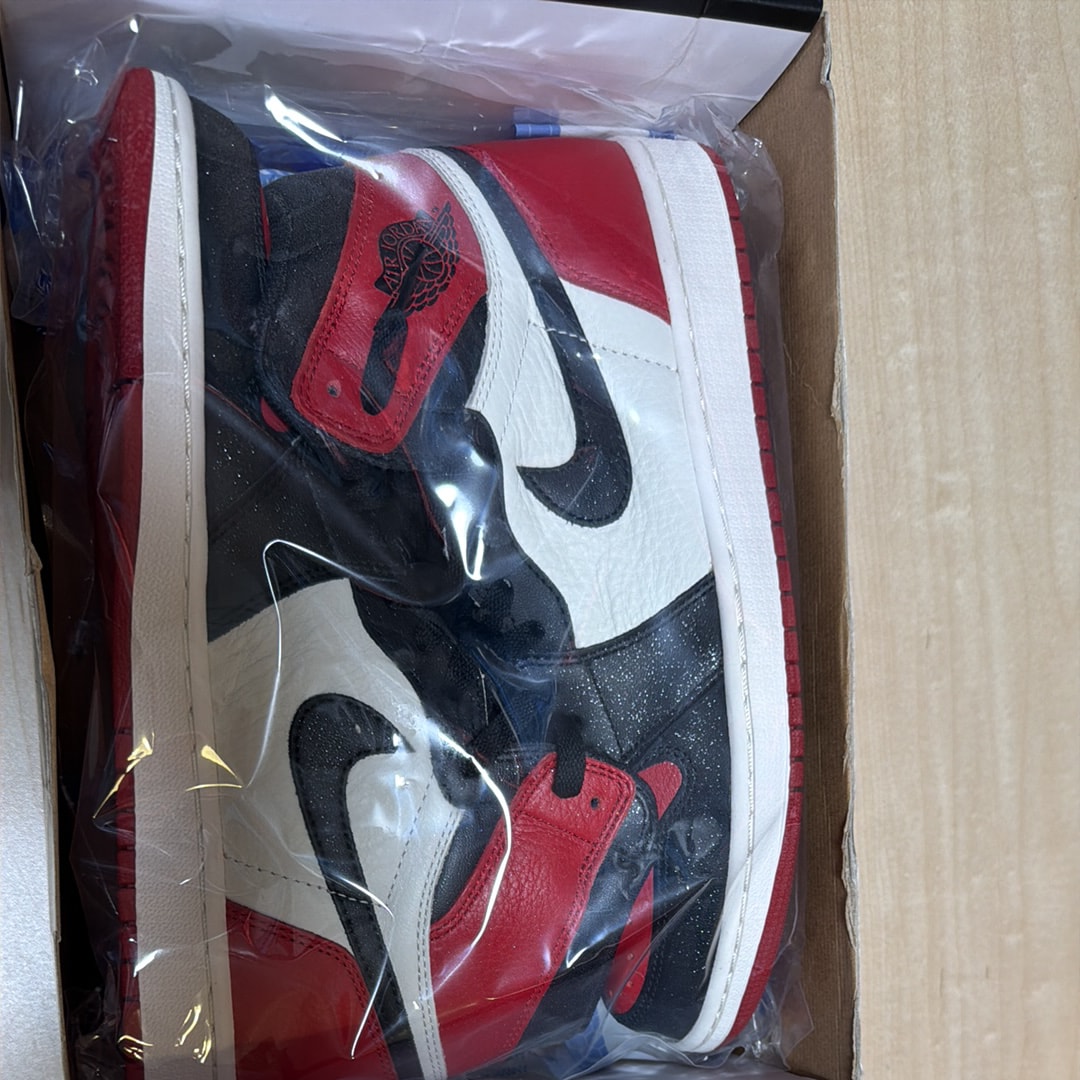 Nike Air Jordan 1 Retro High OG "Bred Toe"