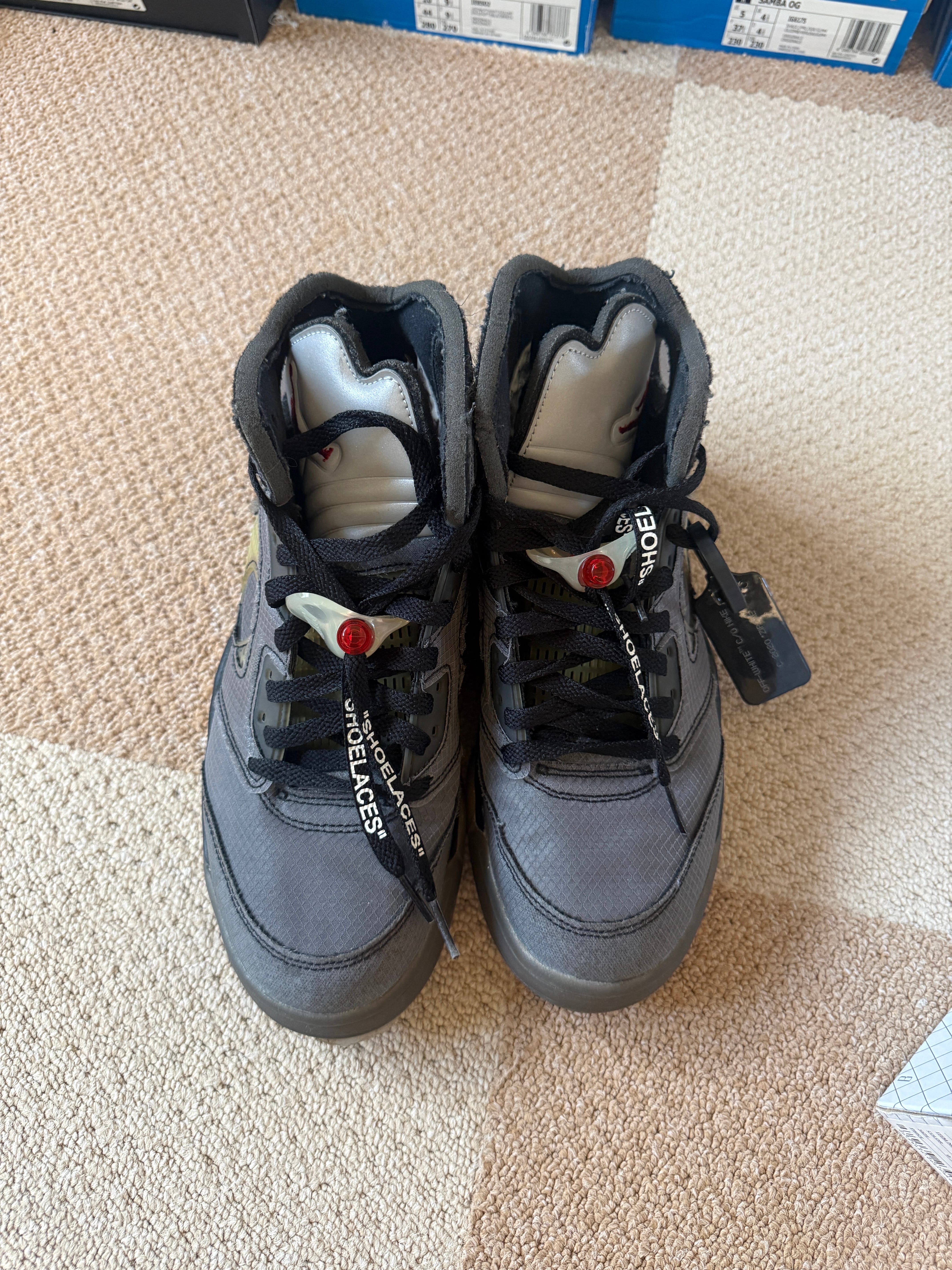 Off-White × Nike Air Jordan 5 "Black/Muslin/Fire Red"