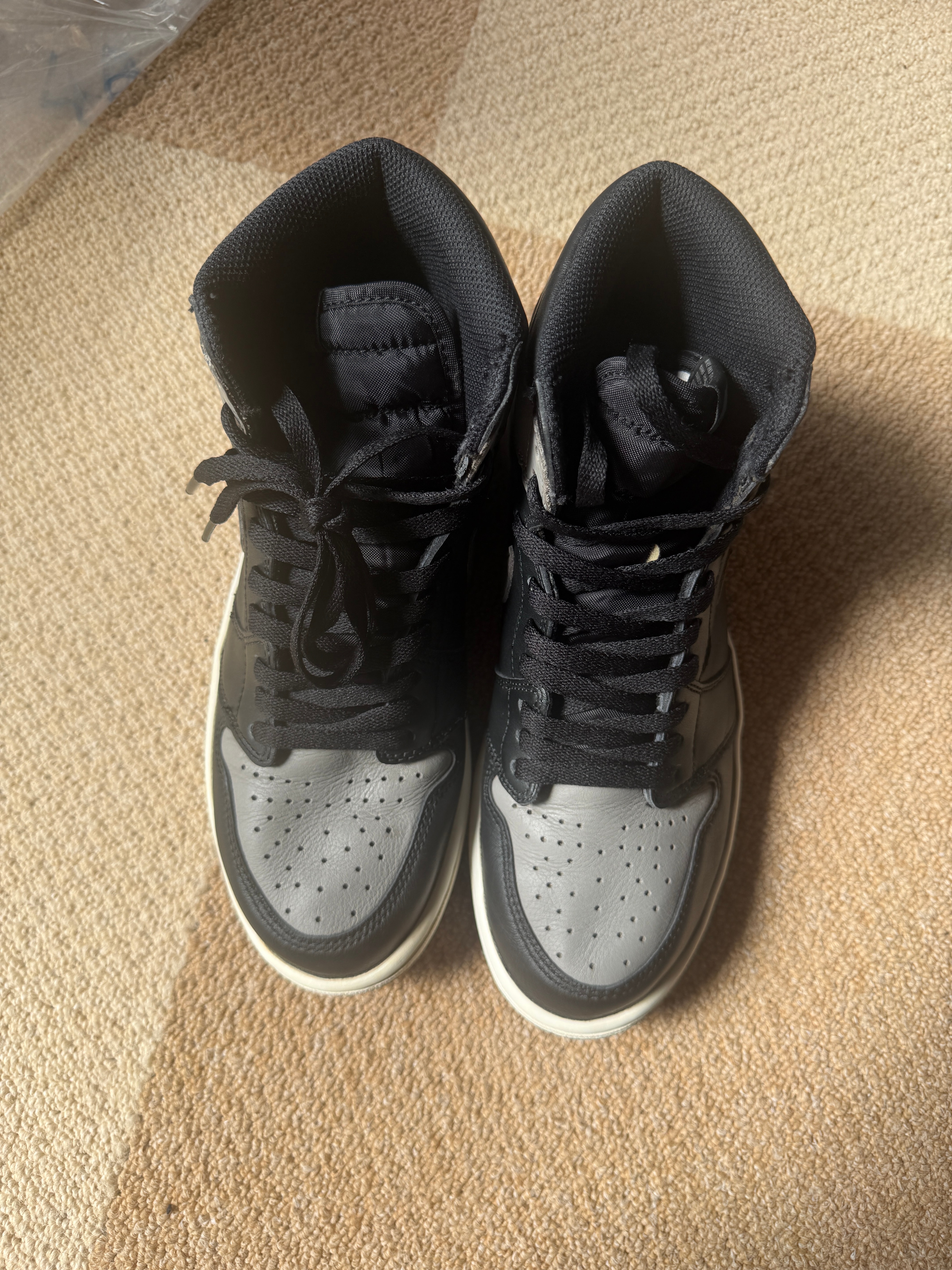 Nike Air Jordan 1 Retro High OG "Shadow" (2018)