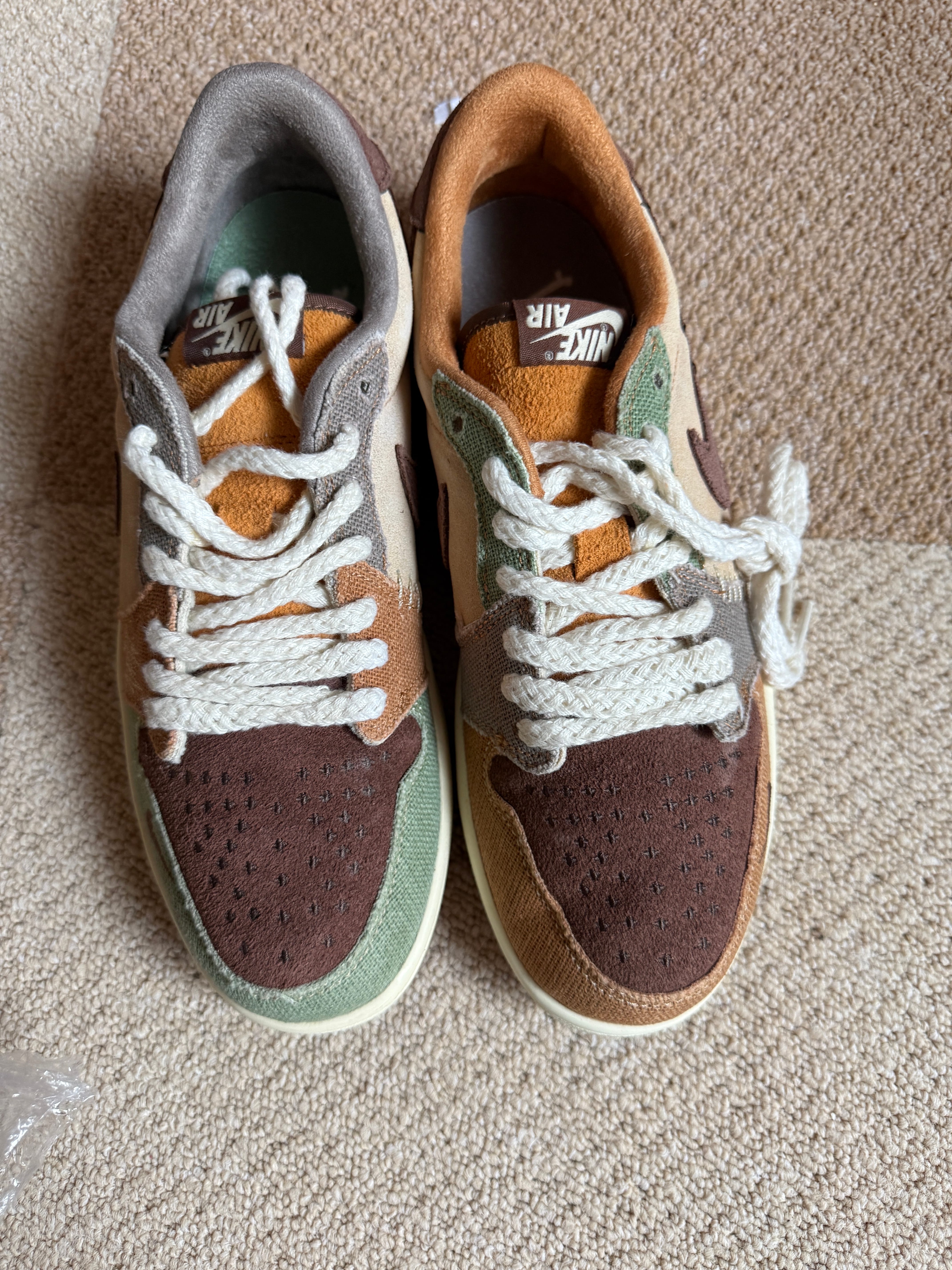 Zion Williamson × Nike Air Jordan 1 Low OG "Flax and Oil Green"