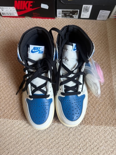 Travis Scott × fragment design × Nike Air Jordan 1 Retro High OG SP "Military Blue"