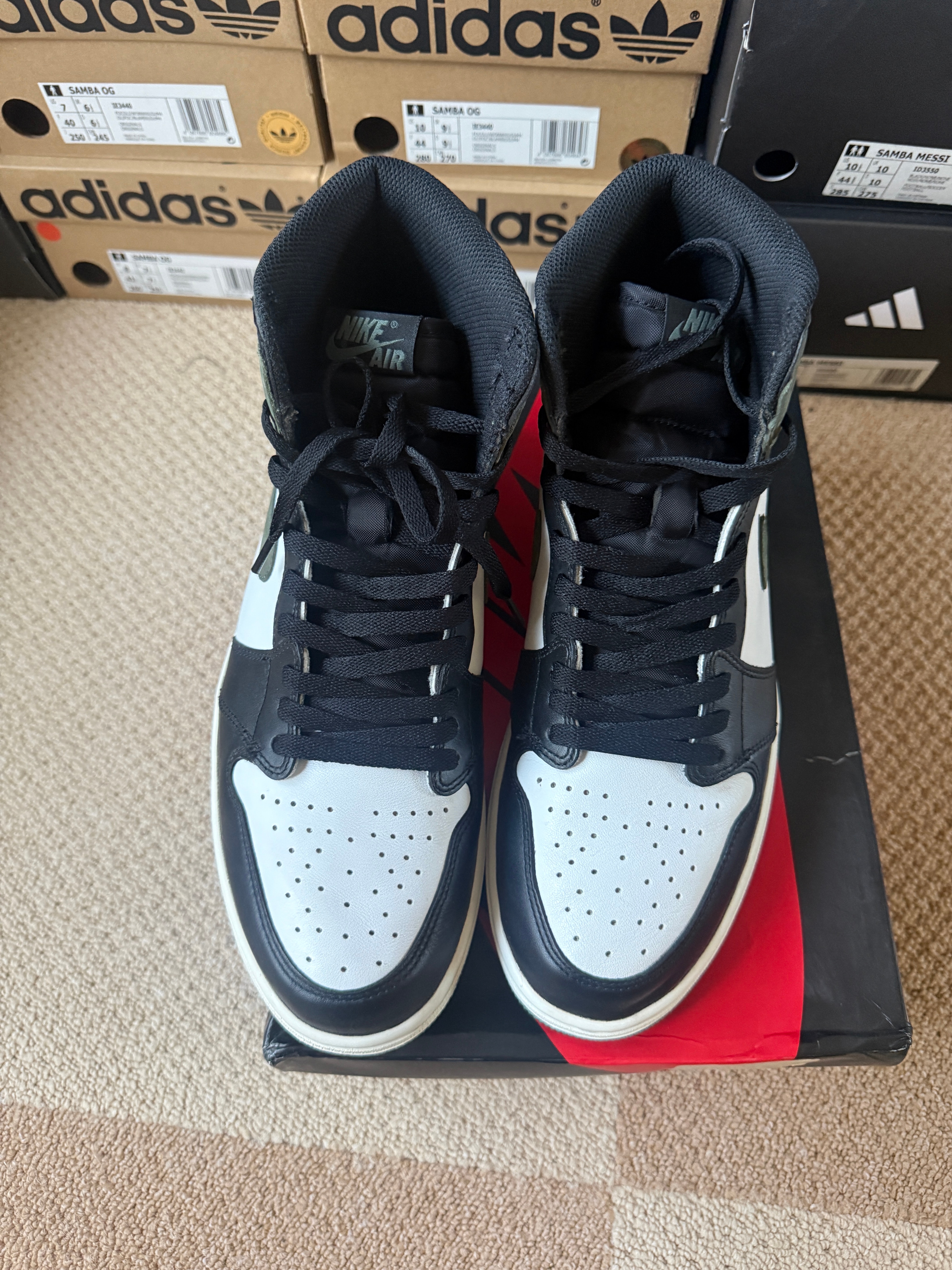 Nike Air Jordan 1 Retro High "Clay Green"