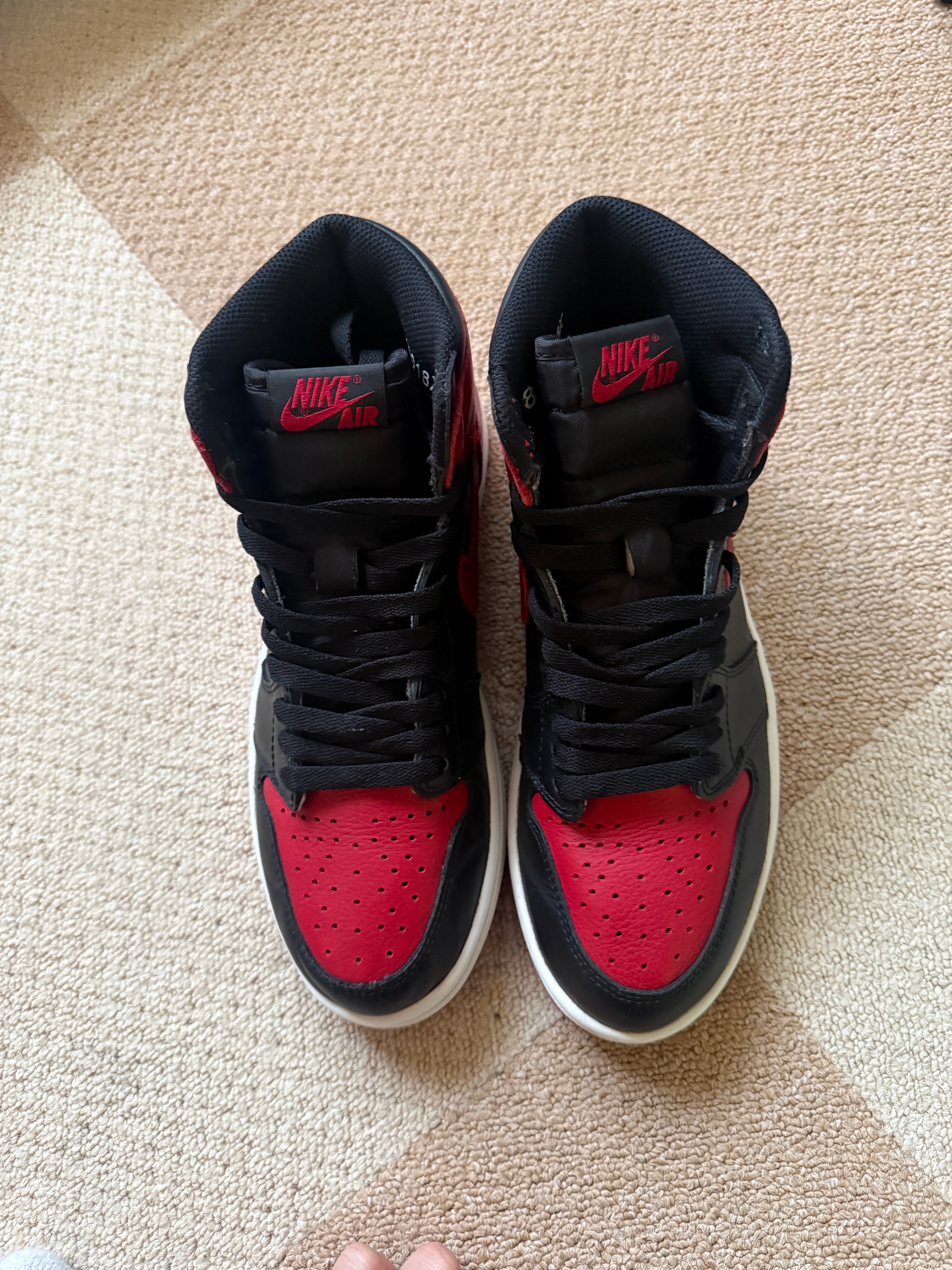 Nike Air Jordan 1 Retro High OG "Bred/Banned"