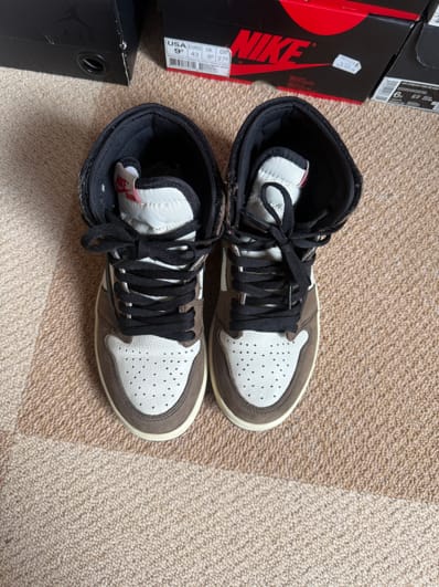 Travis Scott × Nike Air Jordan 1 Retro High OG TS SP "Sail/Dark Mocha"