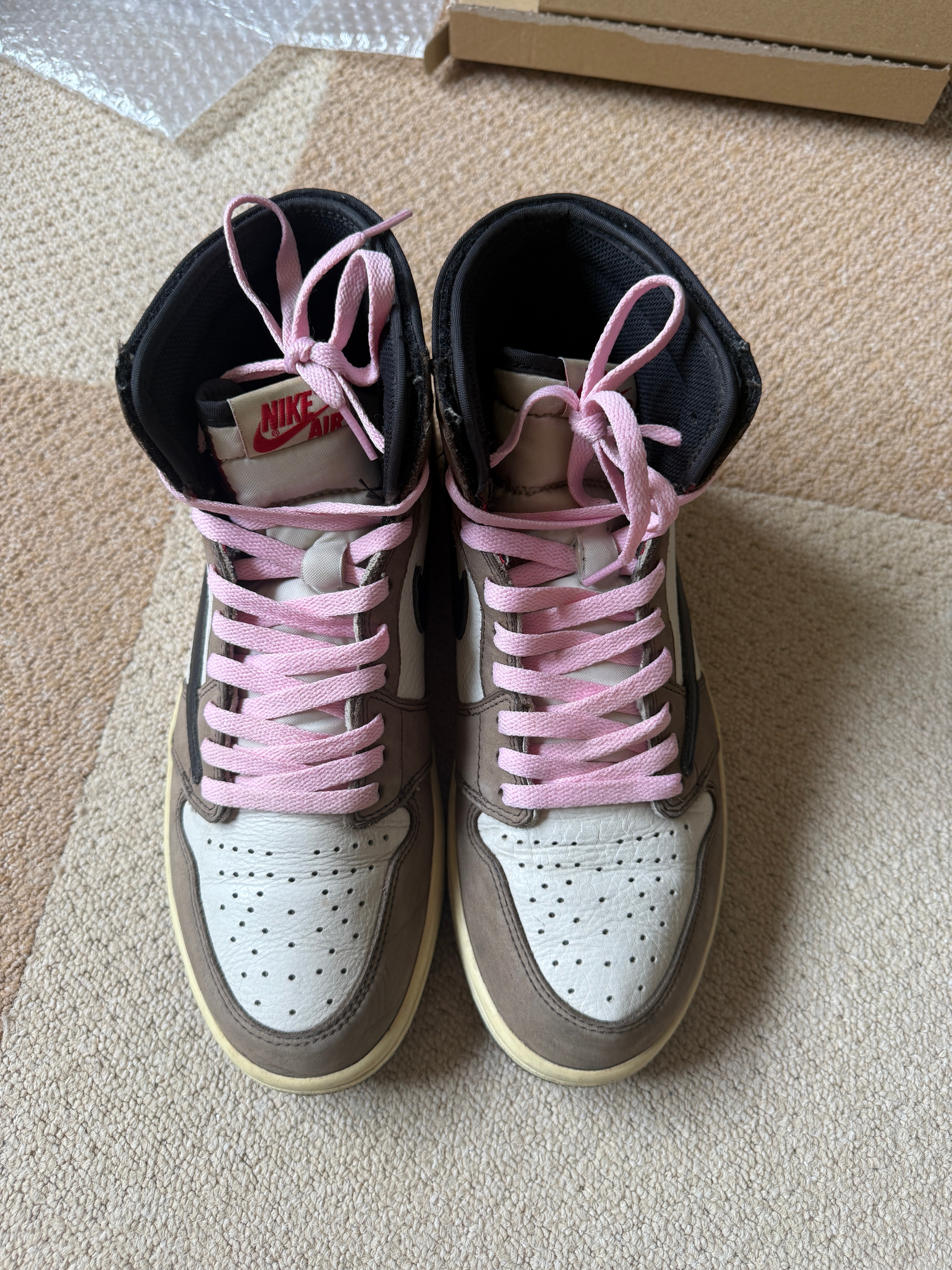 Travis Scott × Nike Air Jordan 1 Retro High OG TS SP "Sail/Dark Mocha"