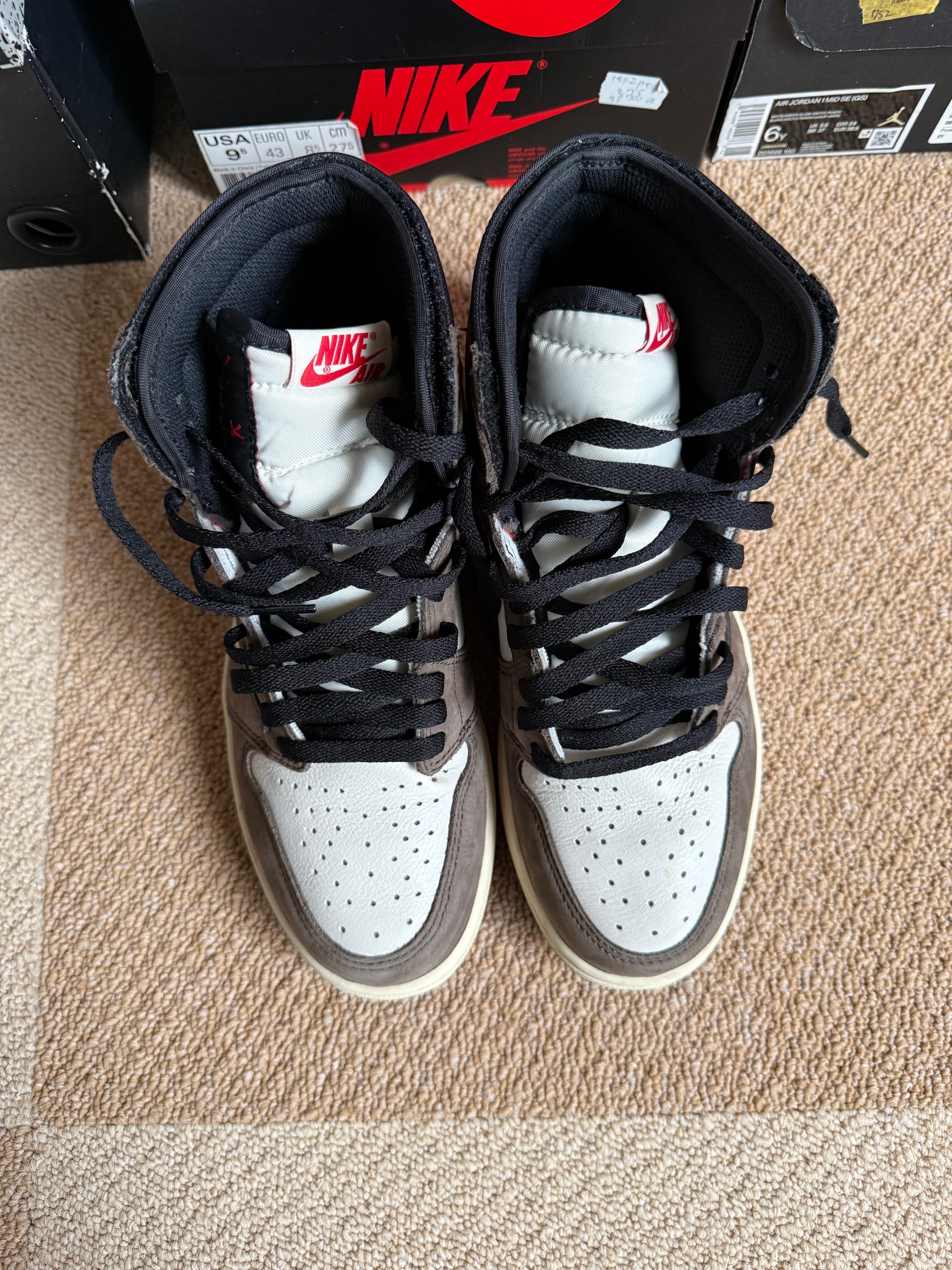 Travis Scott × Nike Air Jordan 1 Retro High OG TS SP "Sail/Dark Mocha"