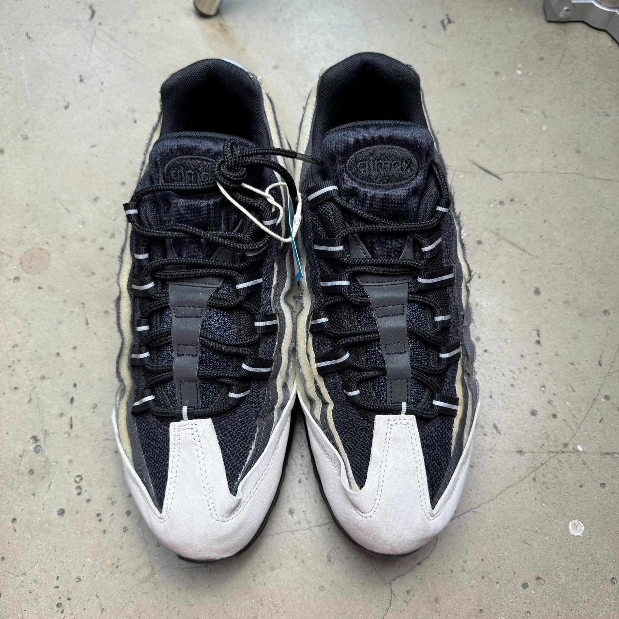 COMME des GARCONS × Nike Air Max 95 "Charcoal"